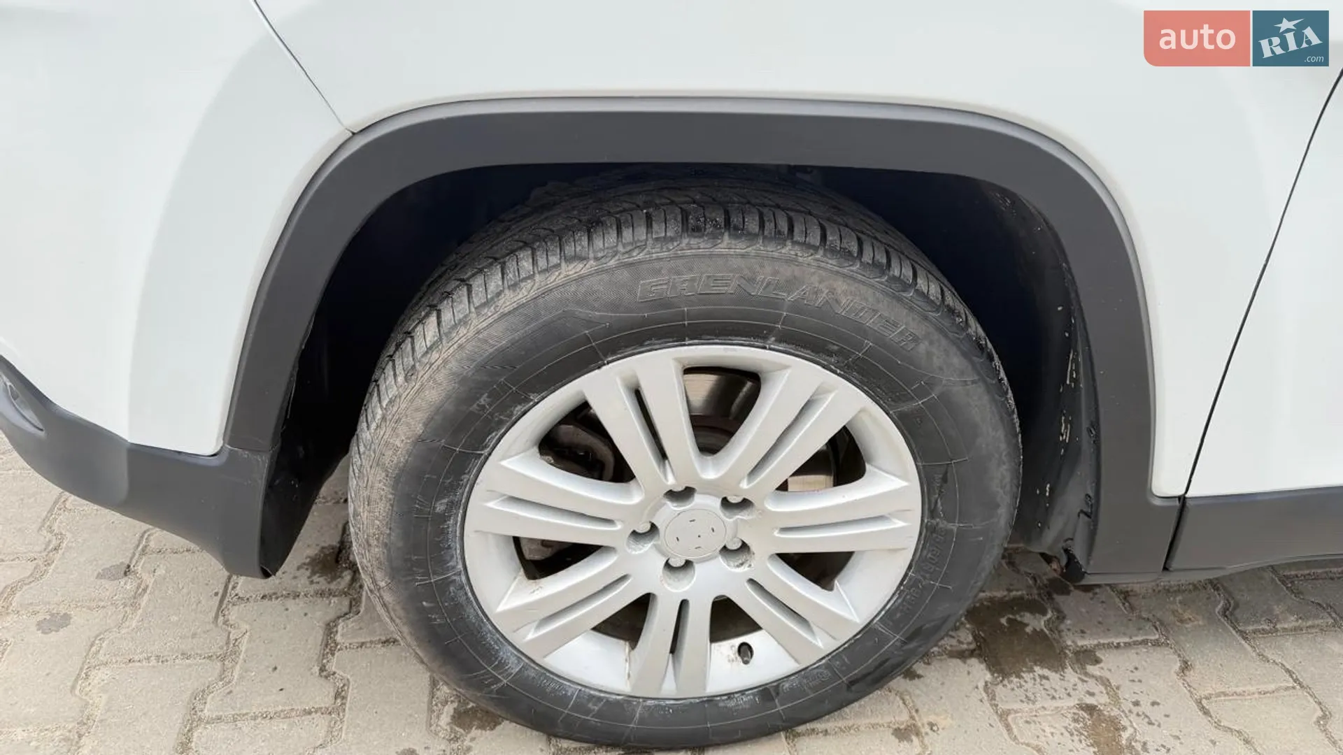 2015 Jeep Cherokee - мініатюра 19