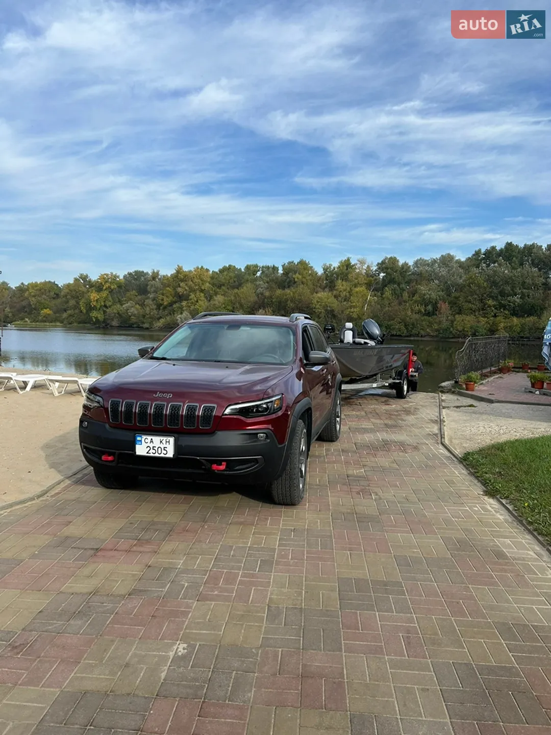 2019 Jeep Cherokee - мініатюра 2