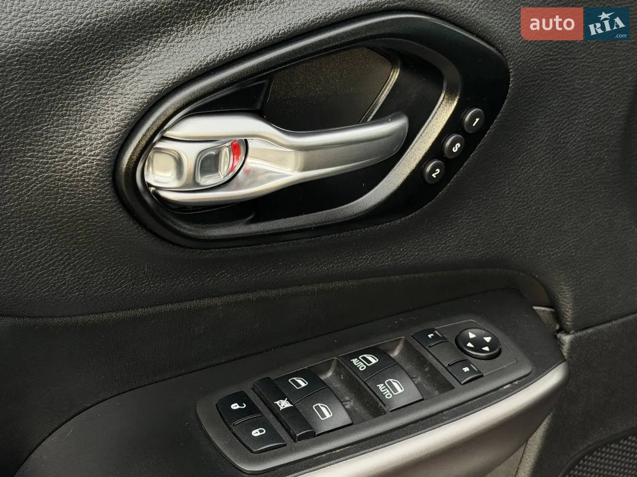 Позашляховик / Кросовер Jeep Cherokee 2022 в Харкові фото 18