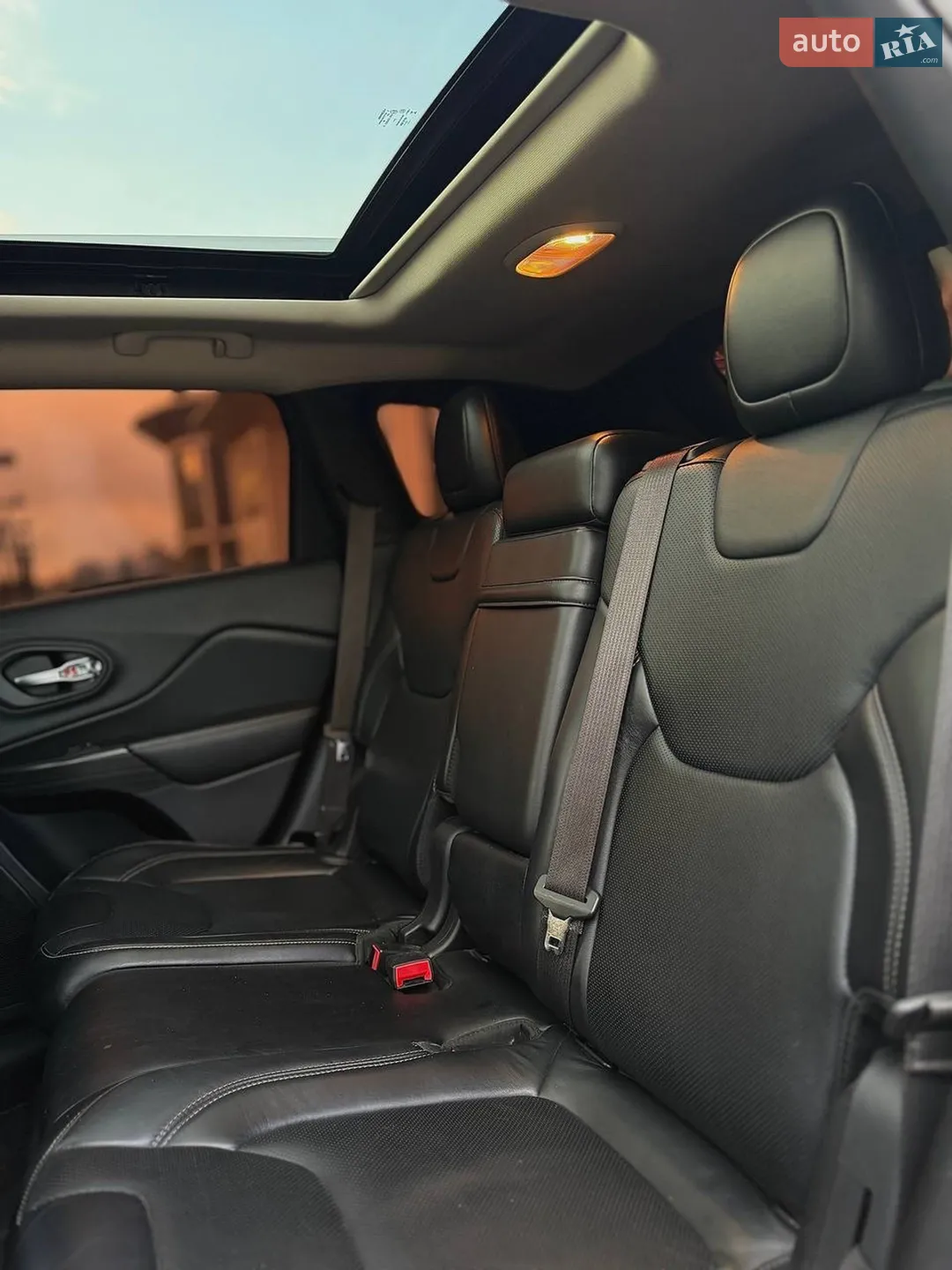 2013 Jeep Cherokee - мініатюра 33
