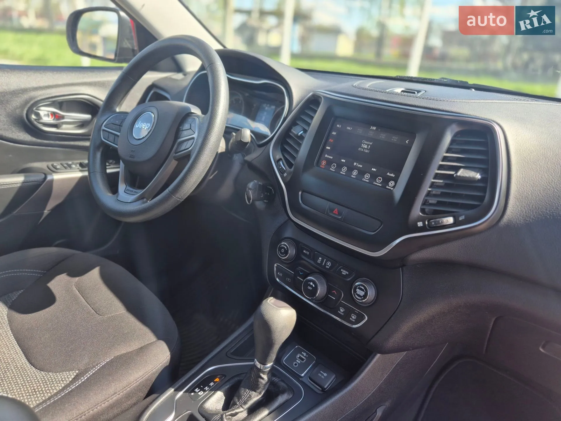 2019 Jeep Cherokee - мініатюра 20