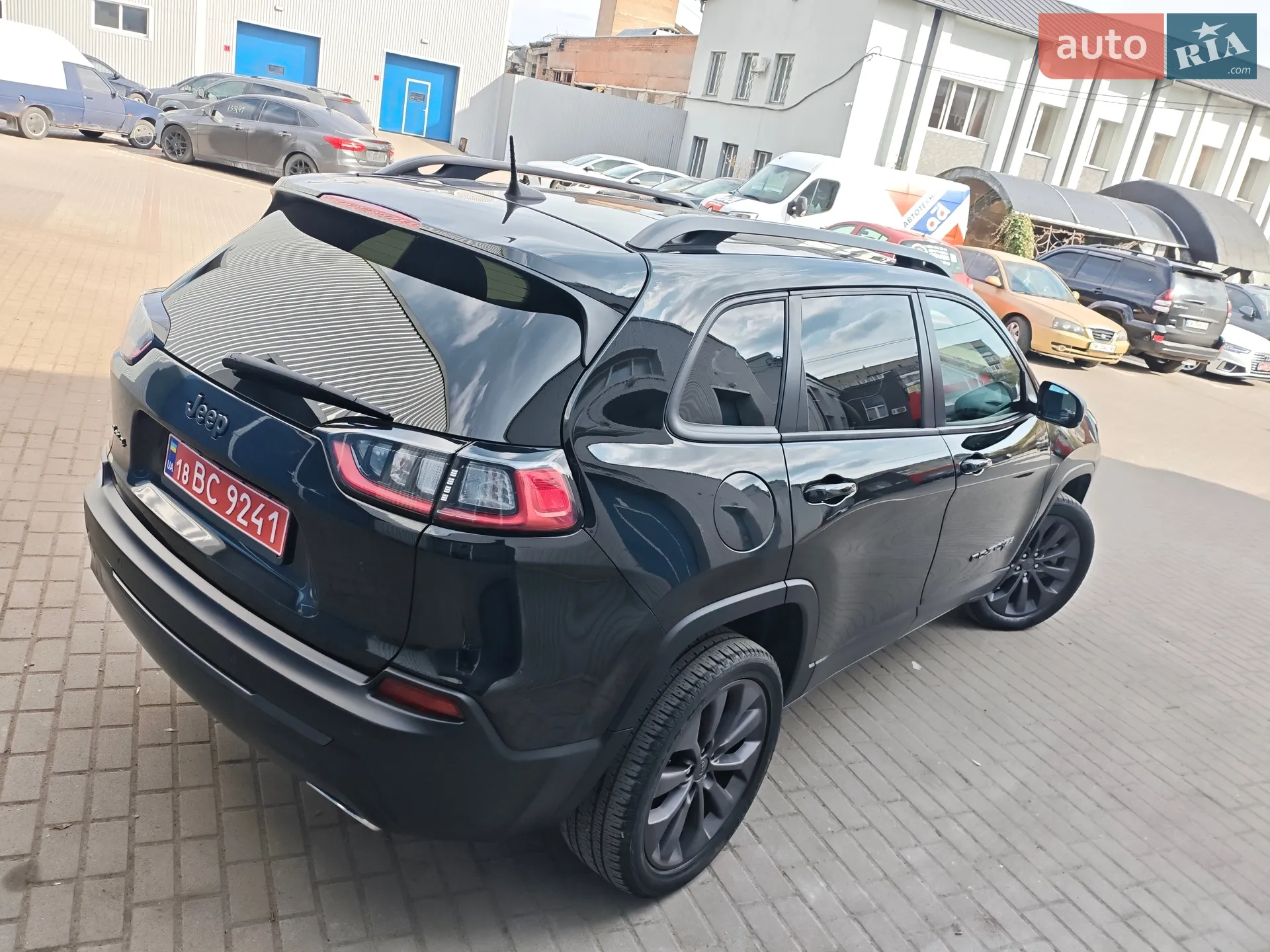 2020 Jeep Cherokee - мініатюра 6