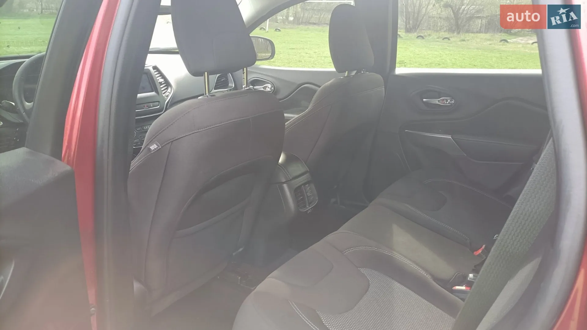 2021 Jeep Cherokee - мініатюра 12