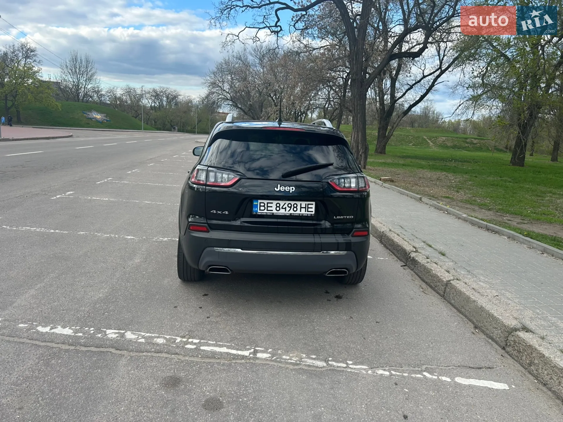 2020 Jeep Cherokee - мініатюра 6