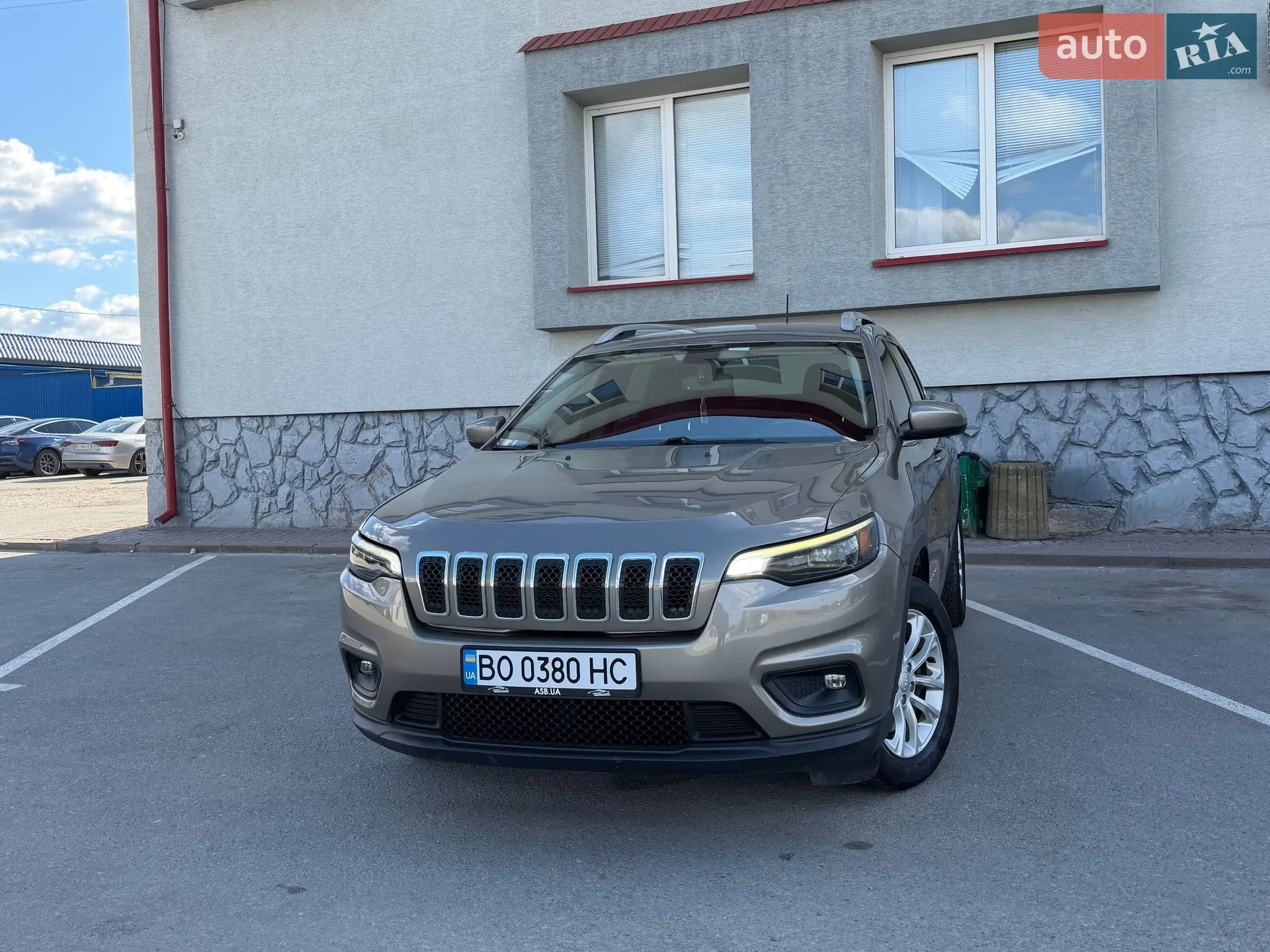 2019 Jeep Cherokee - мініатюра 4
