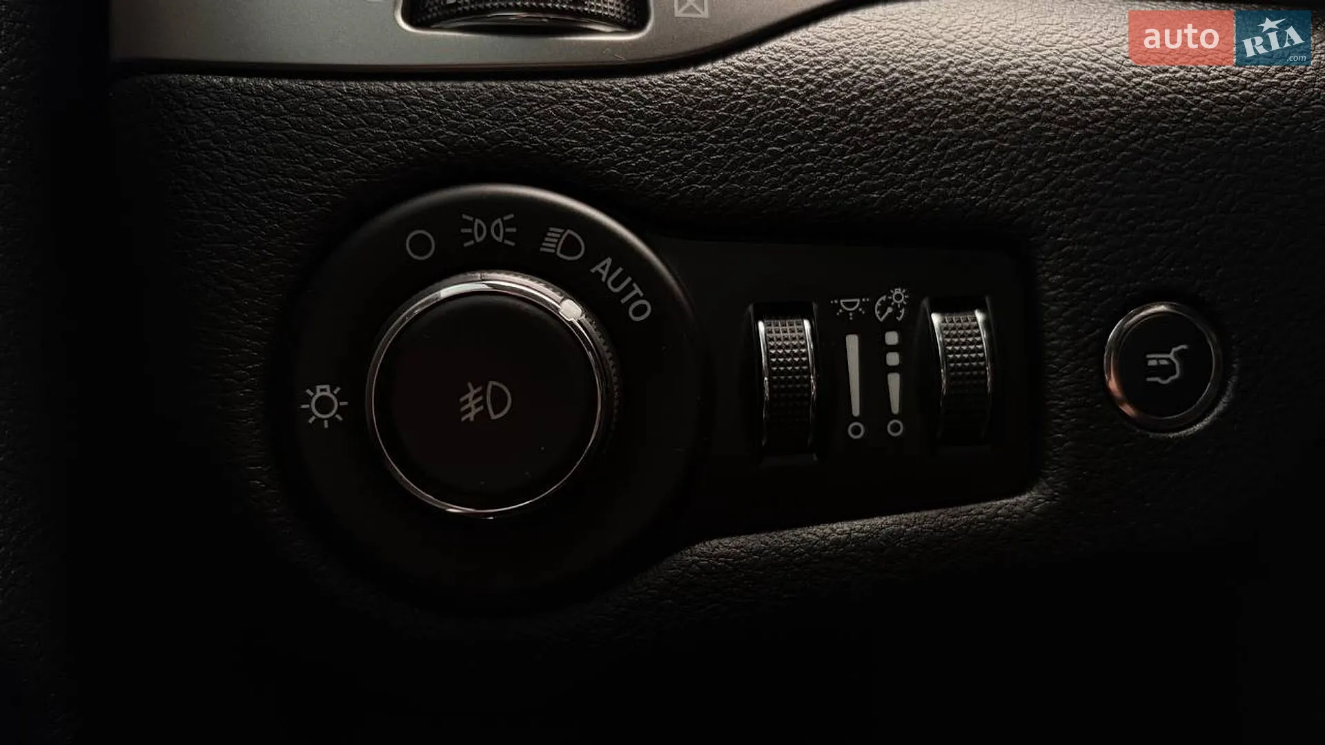 2018 Jeep Cherokee - мініатюра 21