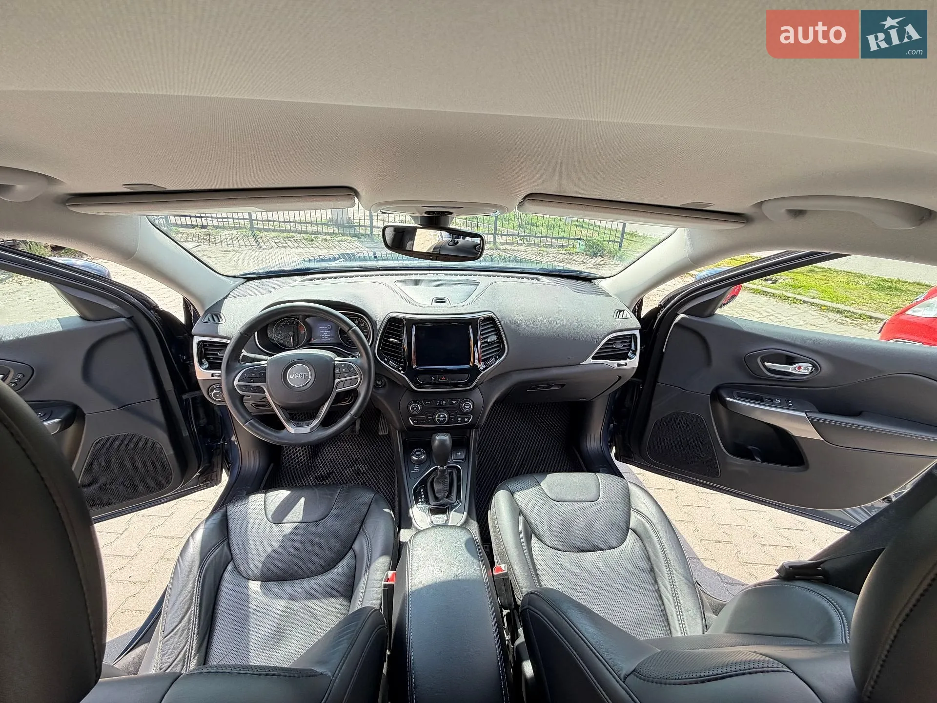 2019 Jeep Cherokee - мініатюра 12