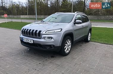 Внедорожник / Кроссовер Jeep Cherokee 2017 в Киеве