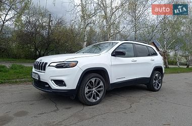 Внедорожник / Кроссовер Jeep Cherokee 2022 в Полтаве