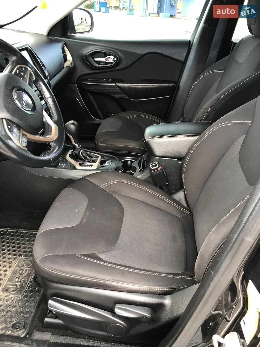 2015 Jeep Cherokee - мініатюра 8