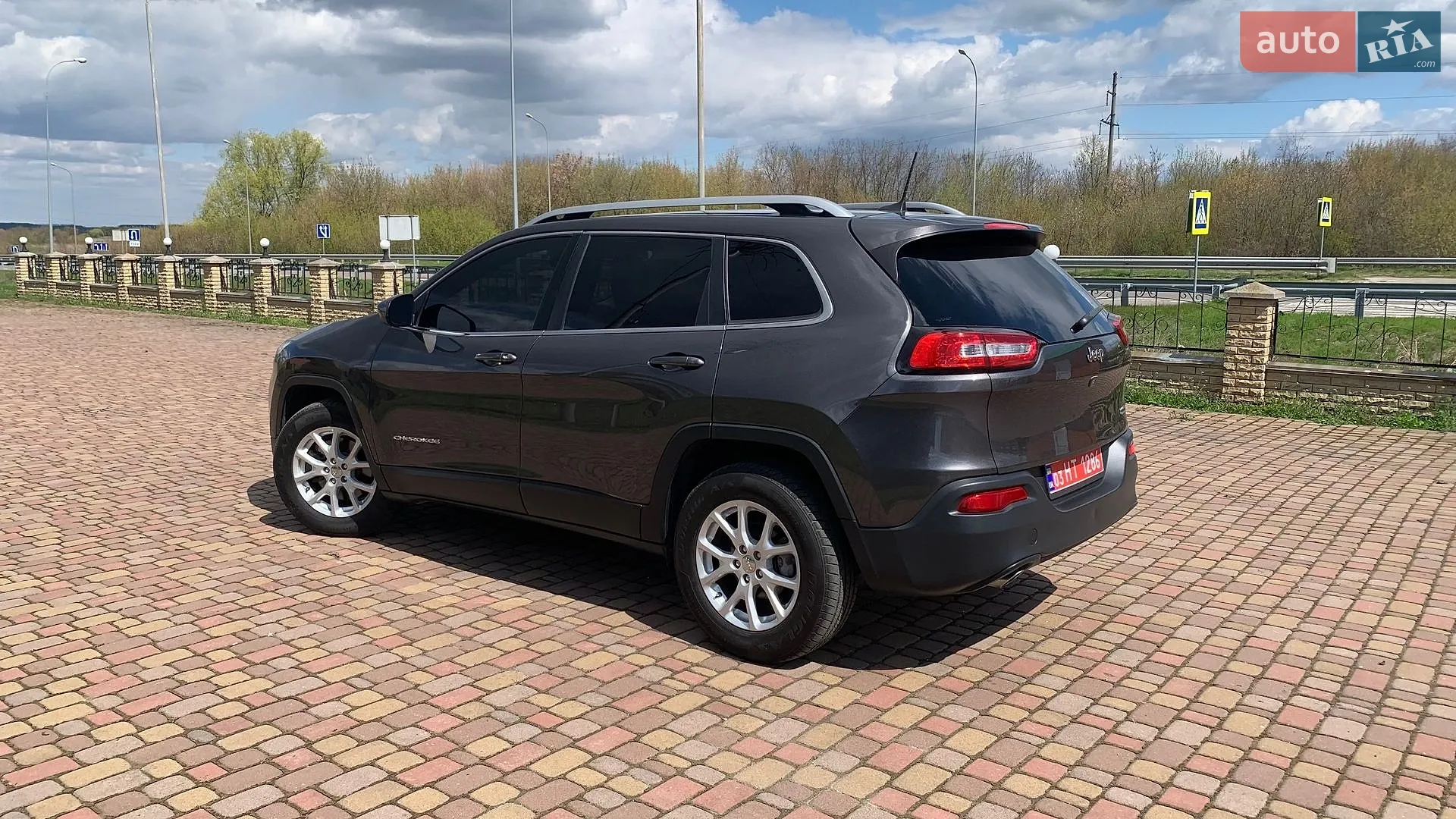 2018 Jeep Cherokee - мініатюра 5