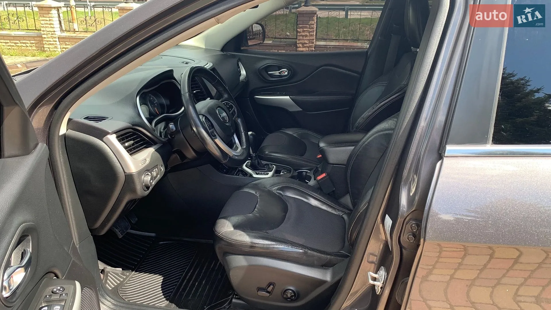 2018 Jeep Cherokee - мініатюра 19