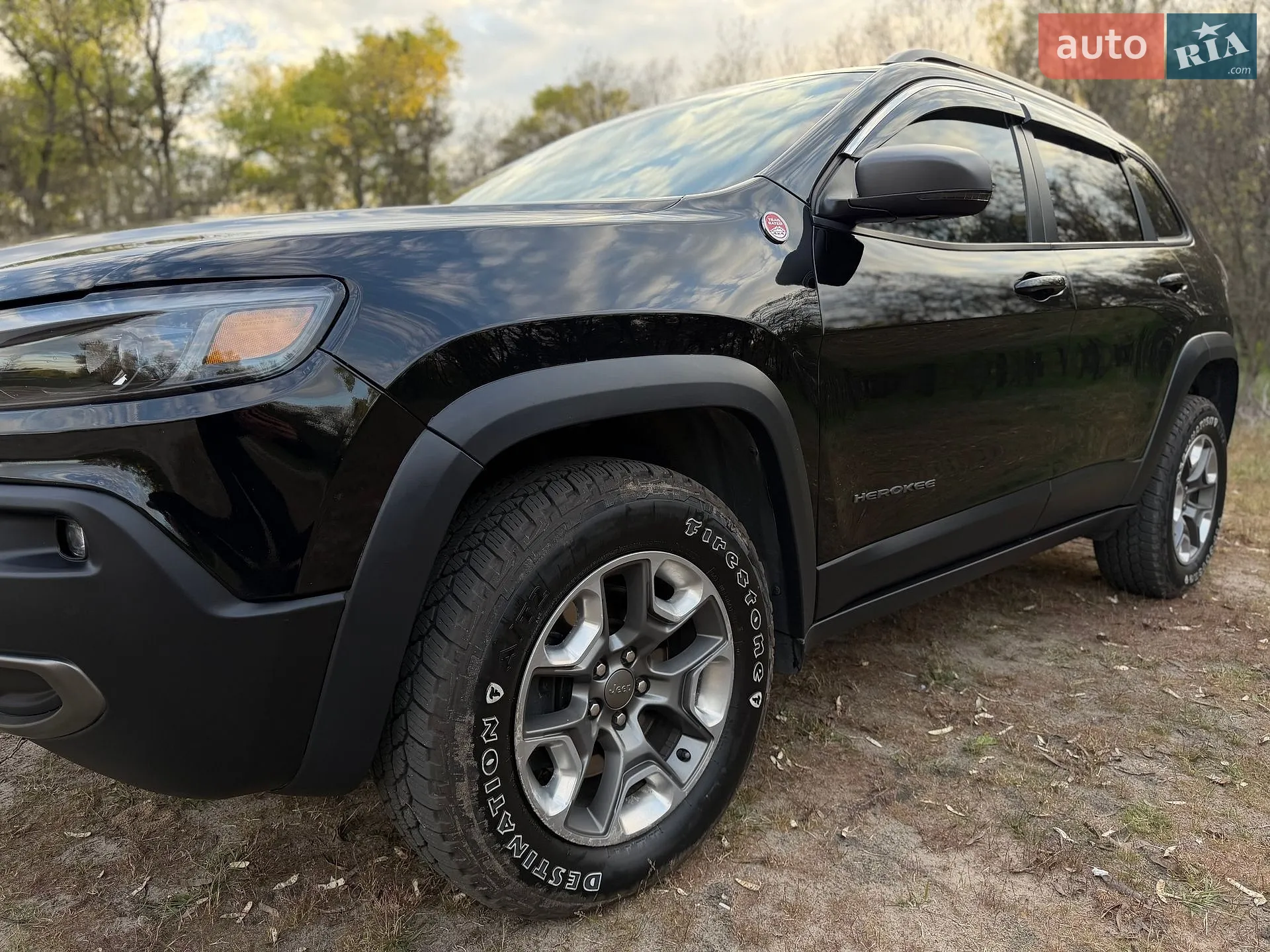 2019 Jeep Cherokee - мініатюра 10