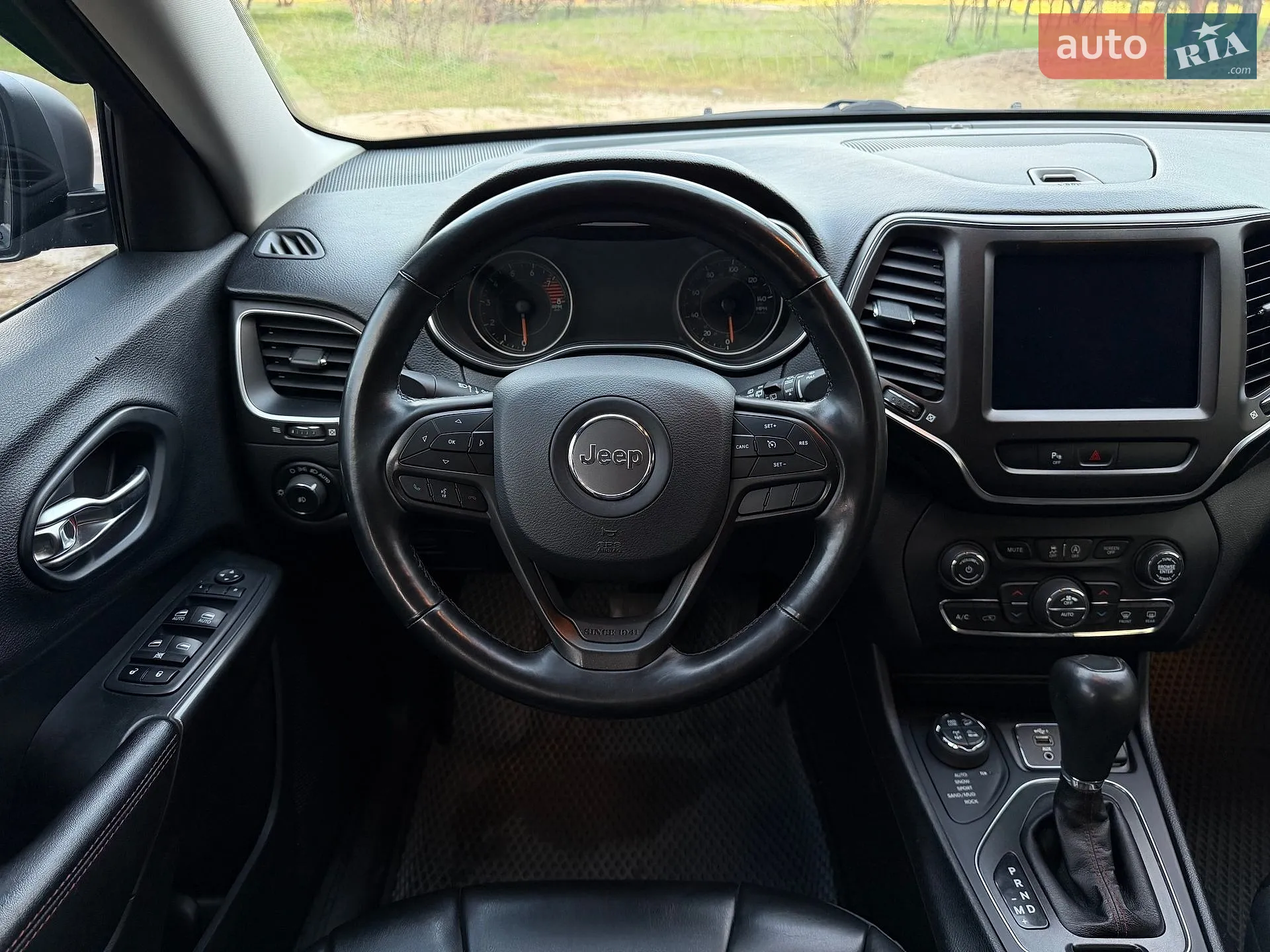 2019 Jeep Cherokee - мініатюра 21