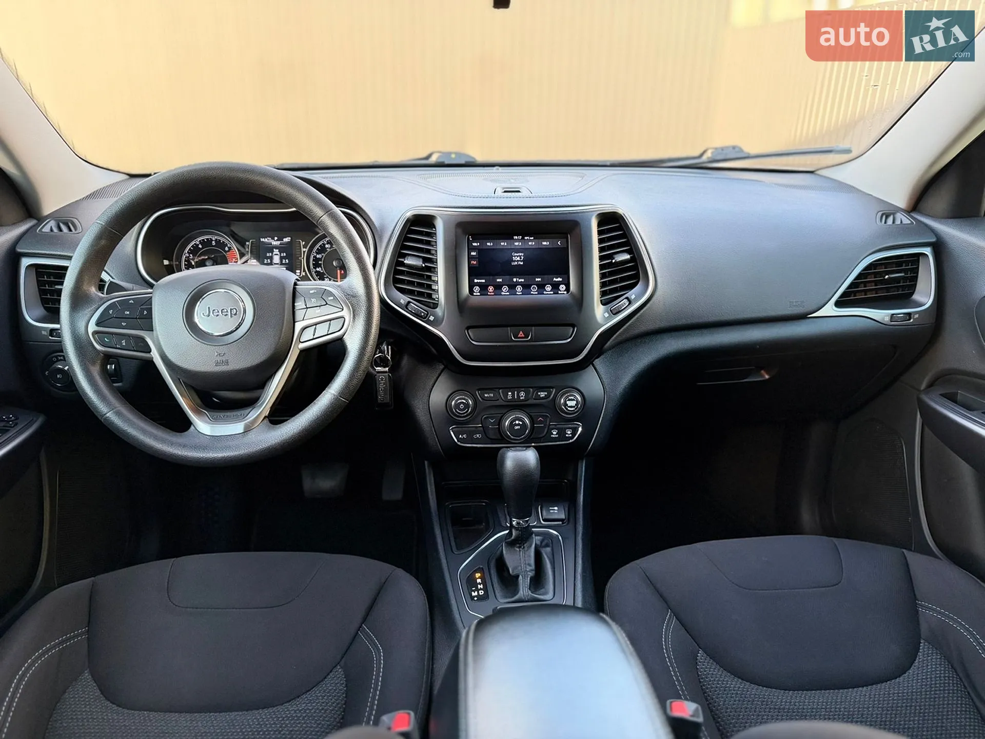 2019 Jeep Cherokee - мініатюра 41