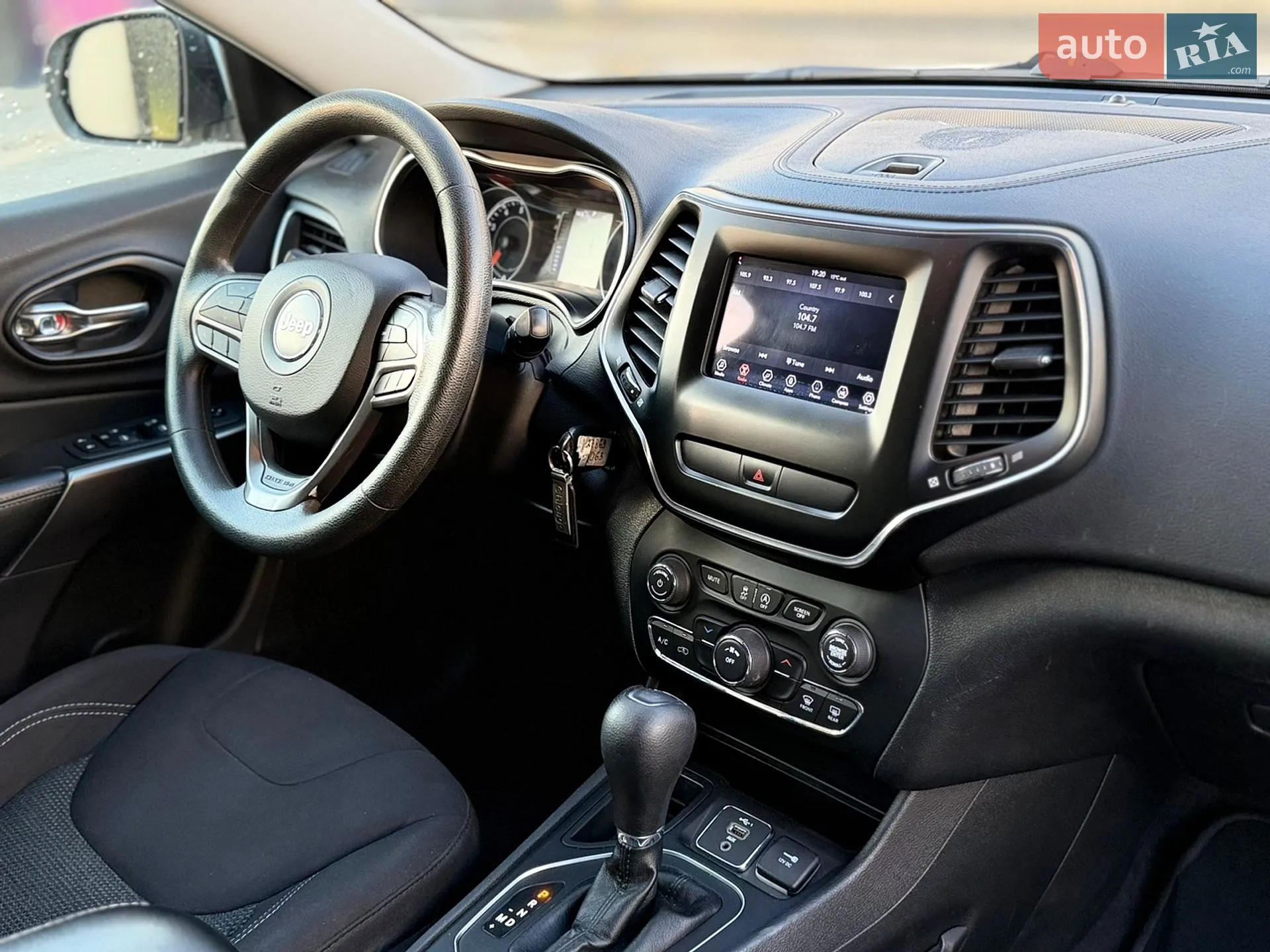 2019 Jeep Cherokee - мініатюра 48