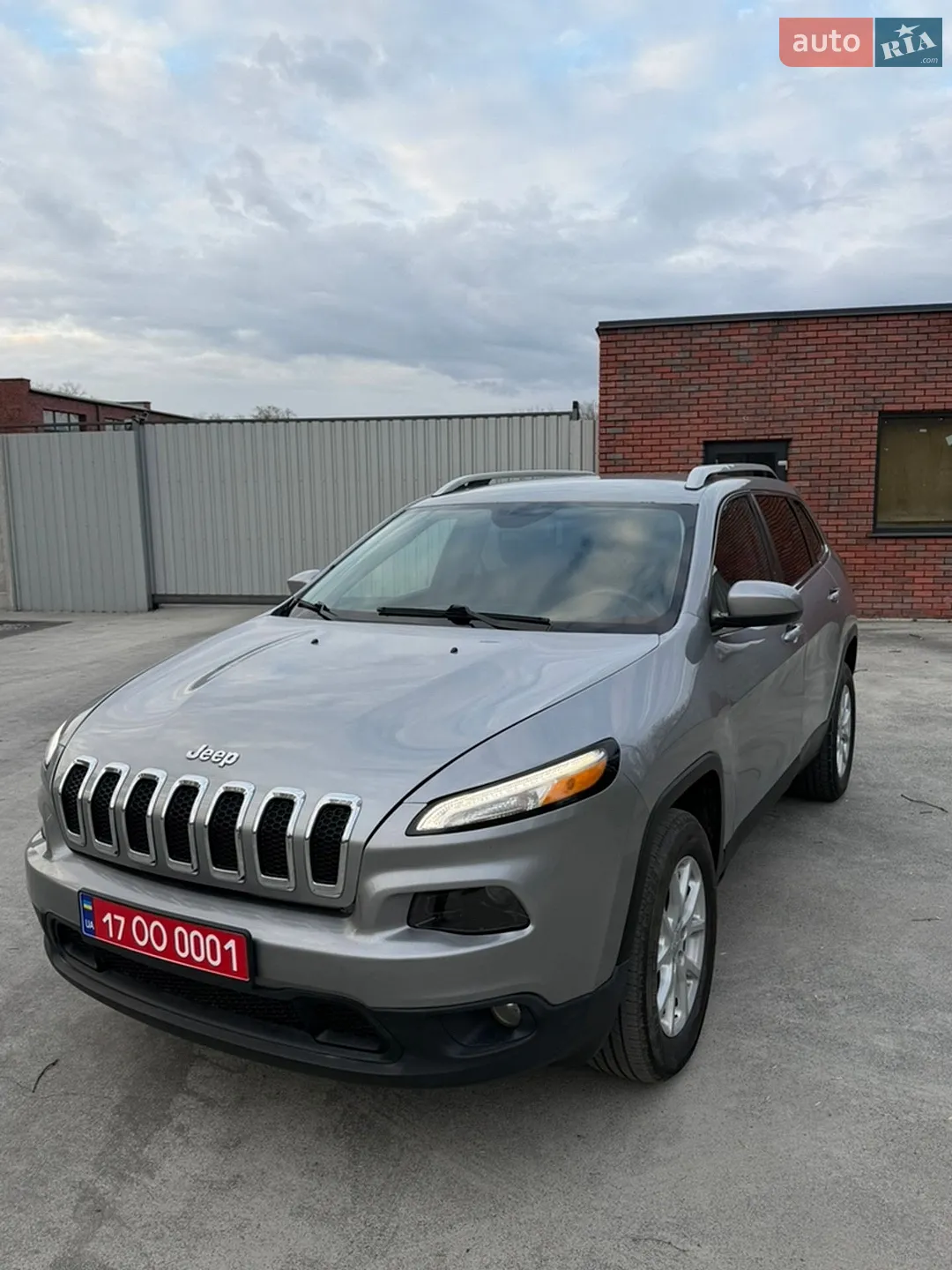 2017 Jeep Cherokee - мініатюра 2