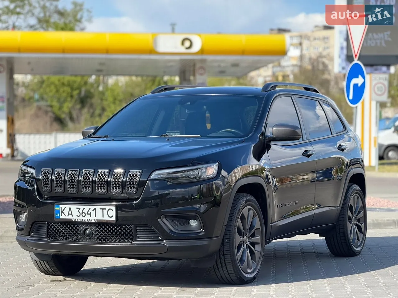 2019 Jeep Cherokee - мініатюра 27