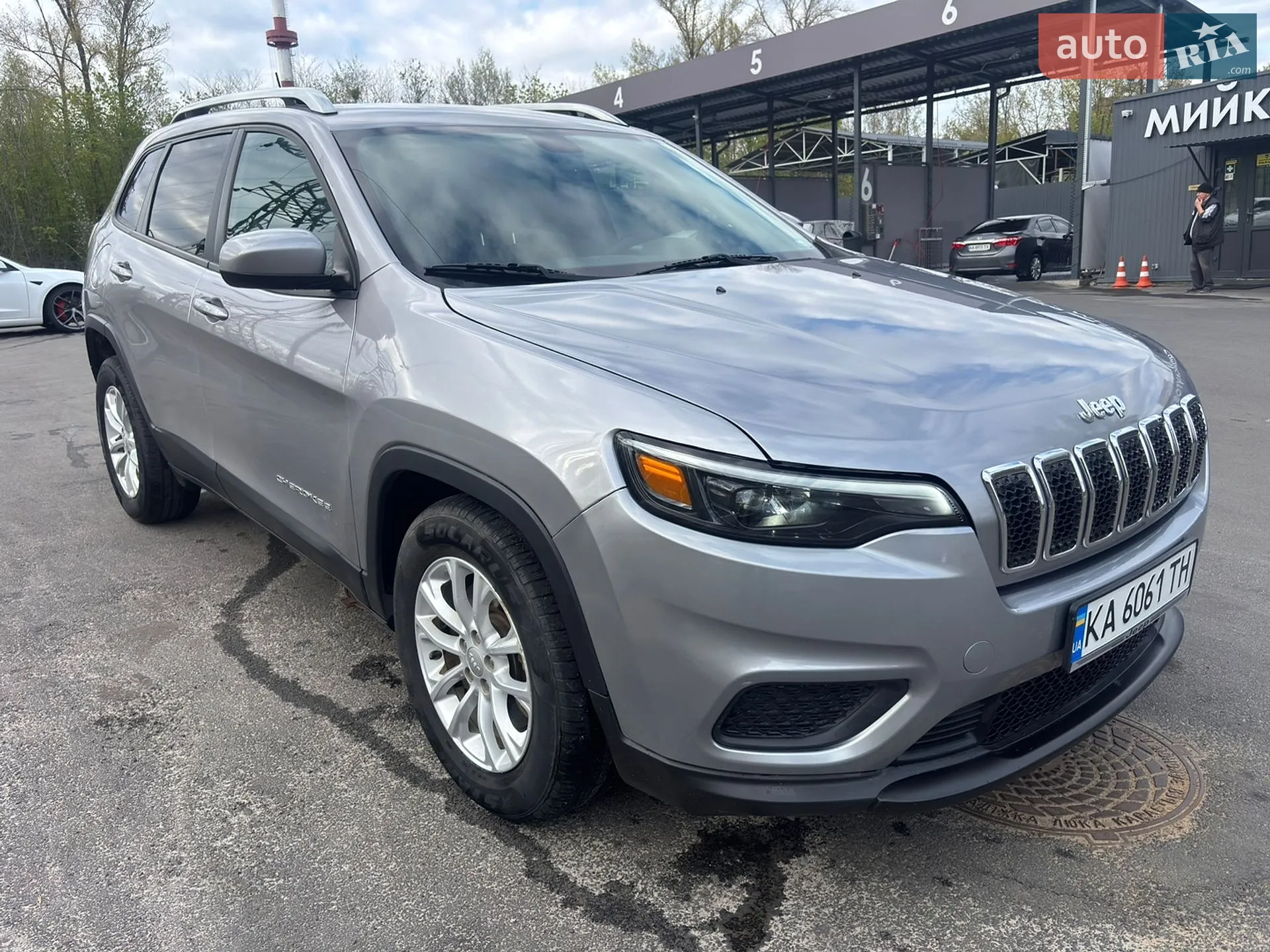 2020 Jeep Cherokee - мініатюра 17