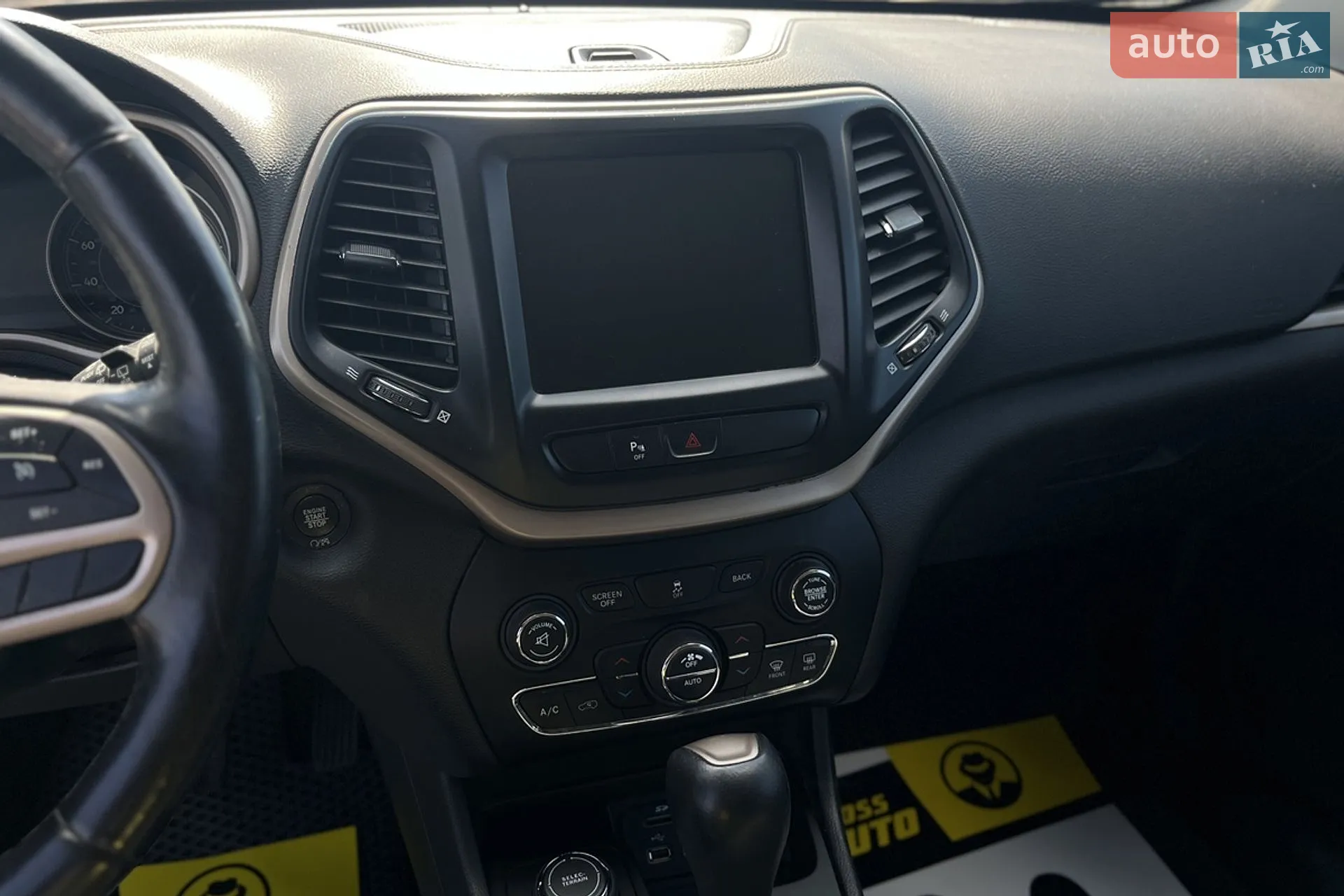 2017 Jeep Cherokee - мініатюра 23