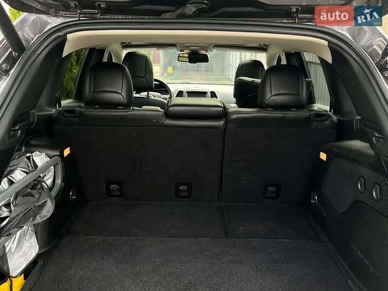 Внедорожник / Кроссовер Jeep Cherokee 2015 в Любашевке