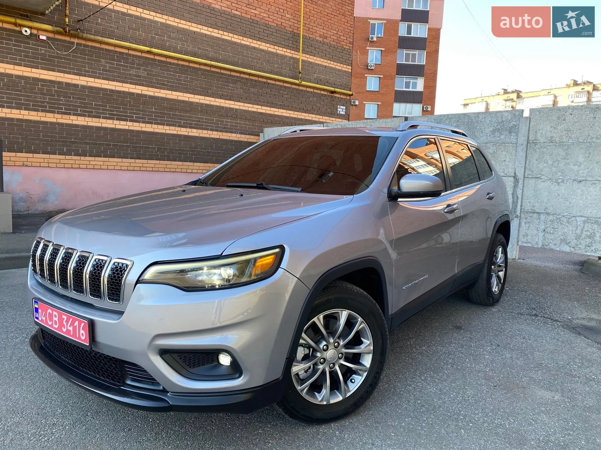 2020 Jeep Cherokee - мініатюра 2