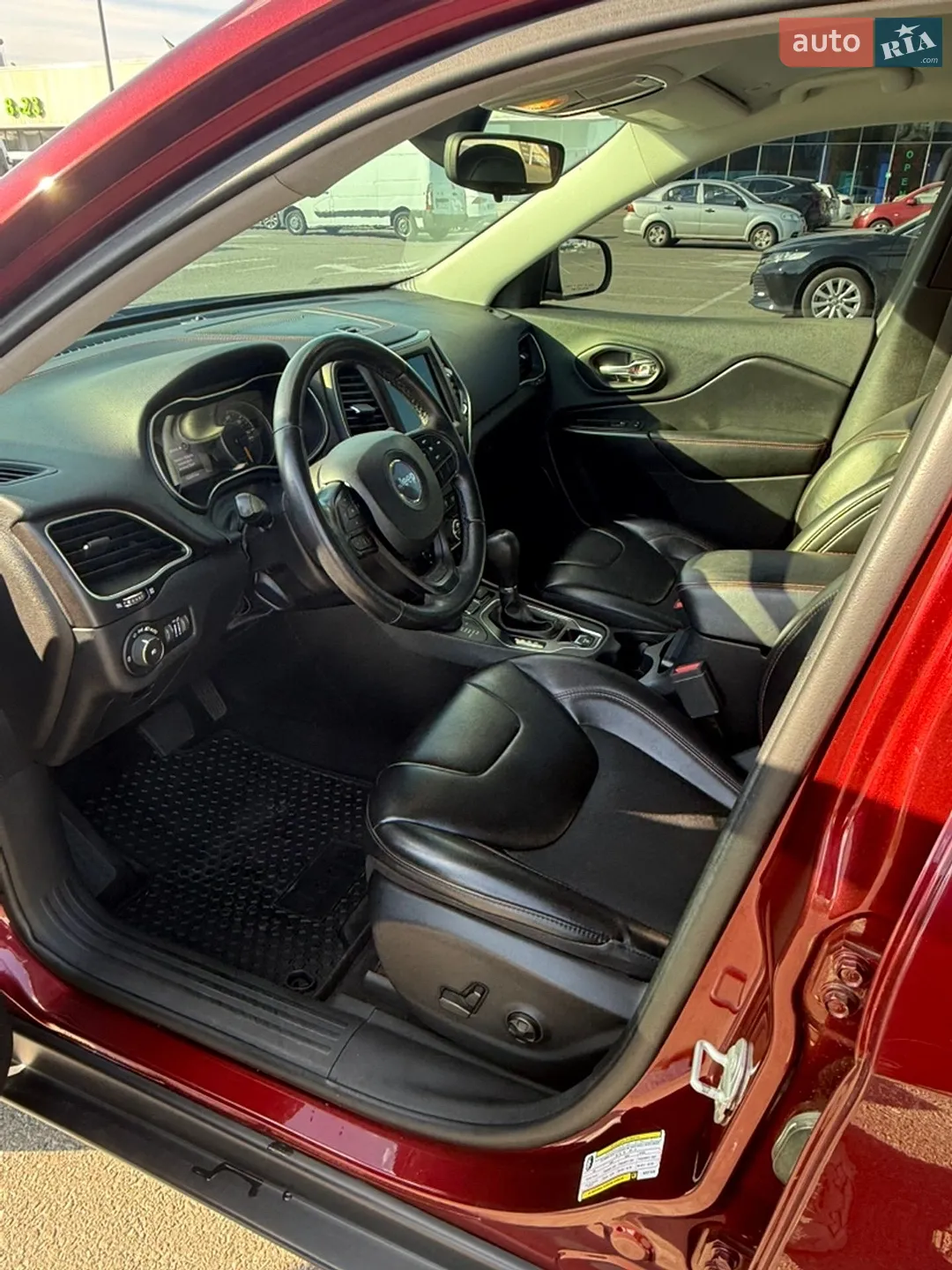 2019 Jeep Cherokee - мініатюра 9
