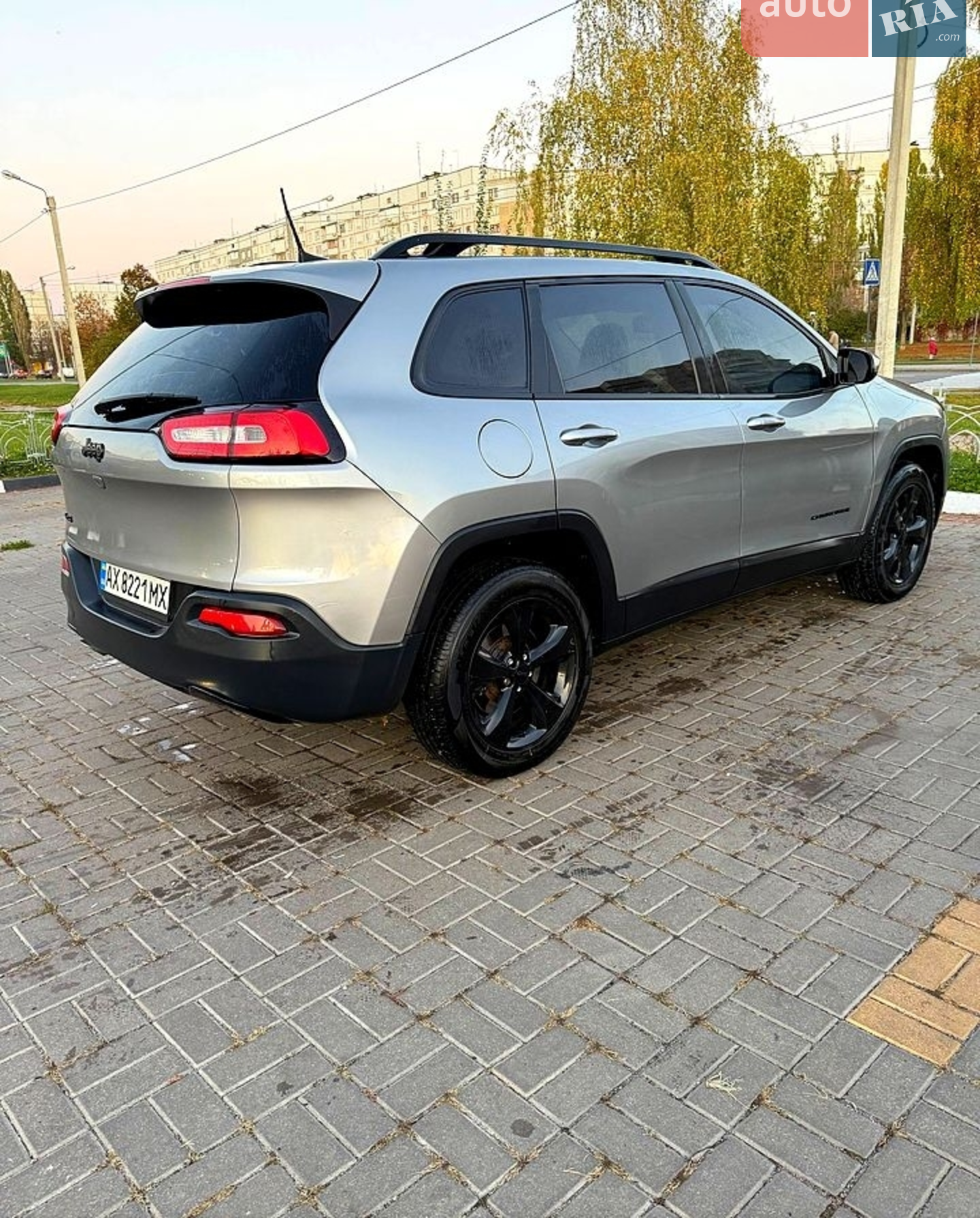 2015 Jeep Cherokee - мініатюра 13