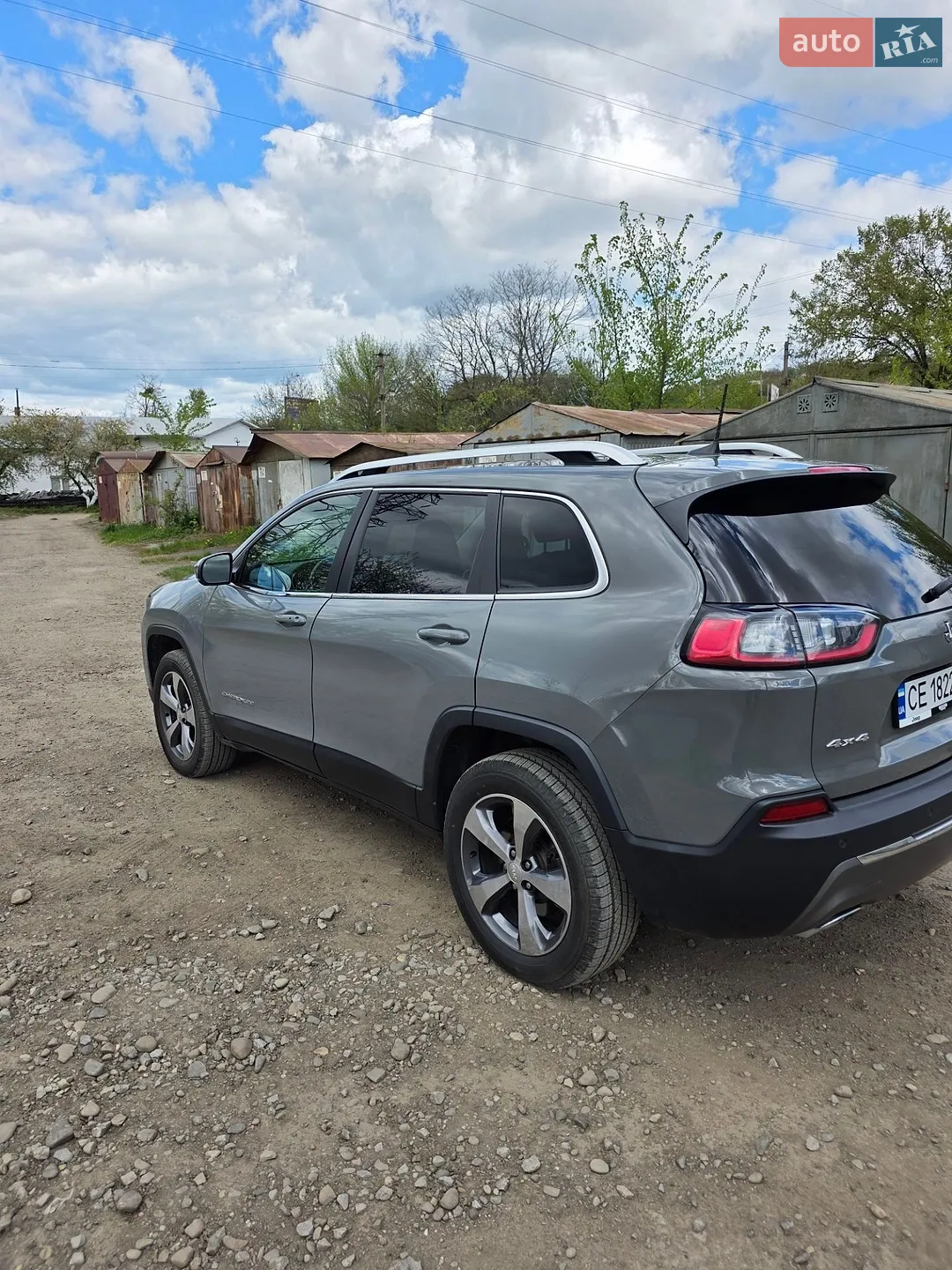 2019 Jeep Cherokee - мініатюра 4