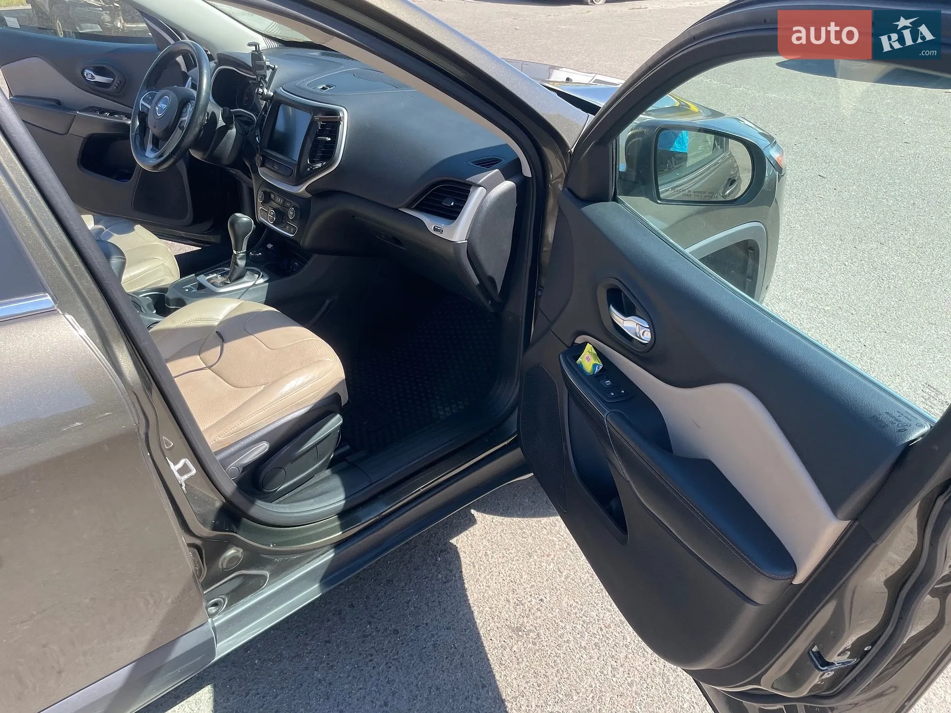 2014 Jeep Cherokee - мініатюра 15