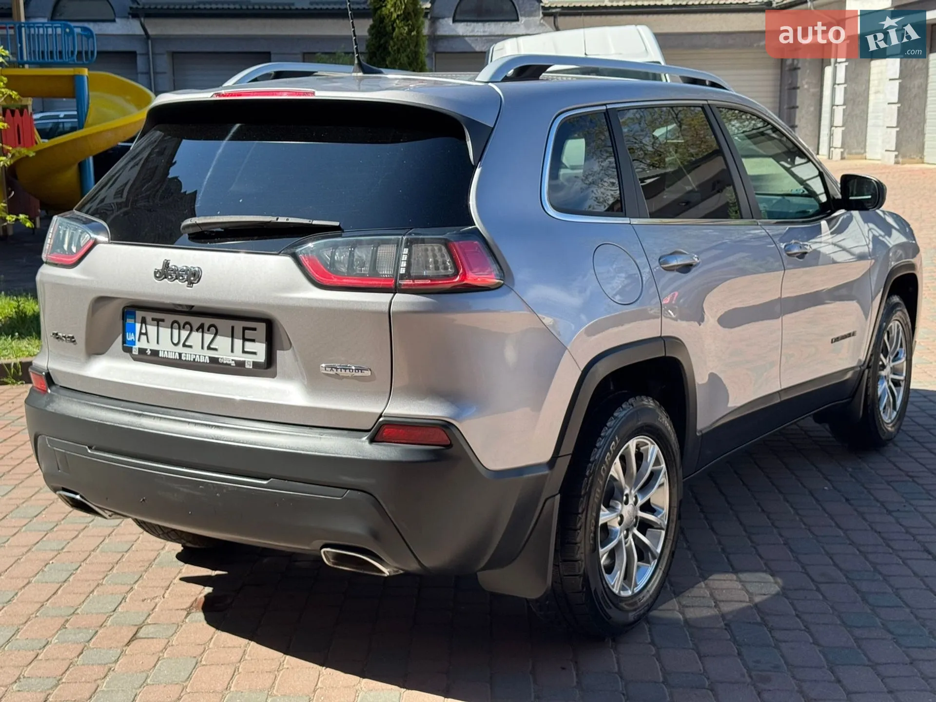 2018 Jeep Cherokee - мініатюра 9