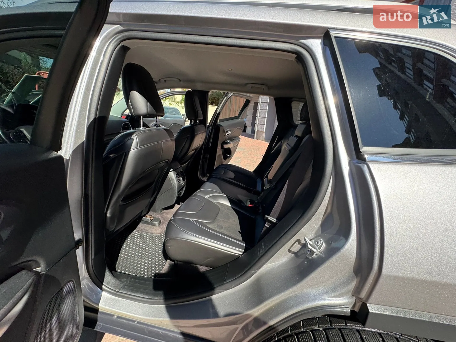 2018 Jeep Cherokee - мініатюра 168