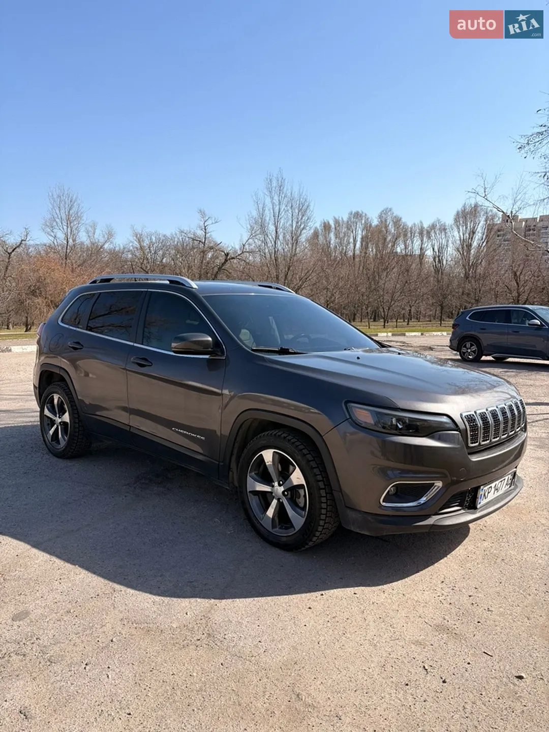 2019 Jeep Cherokee - фото 1
