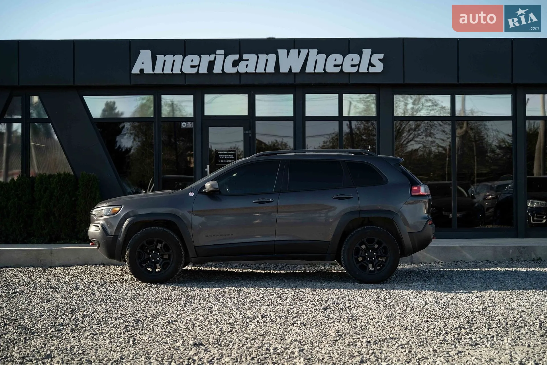 2019 Jeep Cherokee - мініатюра 4
