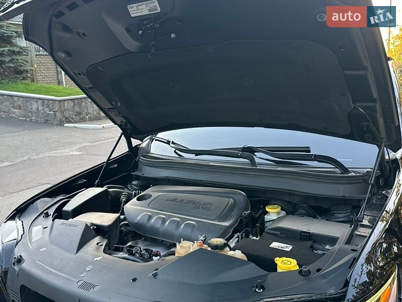 Внедорожник / Кроссовер Jeep Cherokee 2019 в Киеве фото 13 Внедорожник / Кроссовер Jeep Cherokee 2019 в Киеве