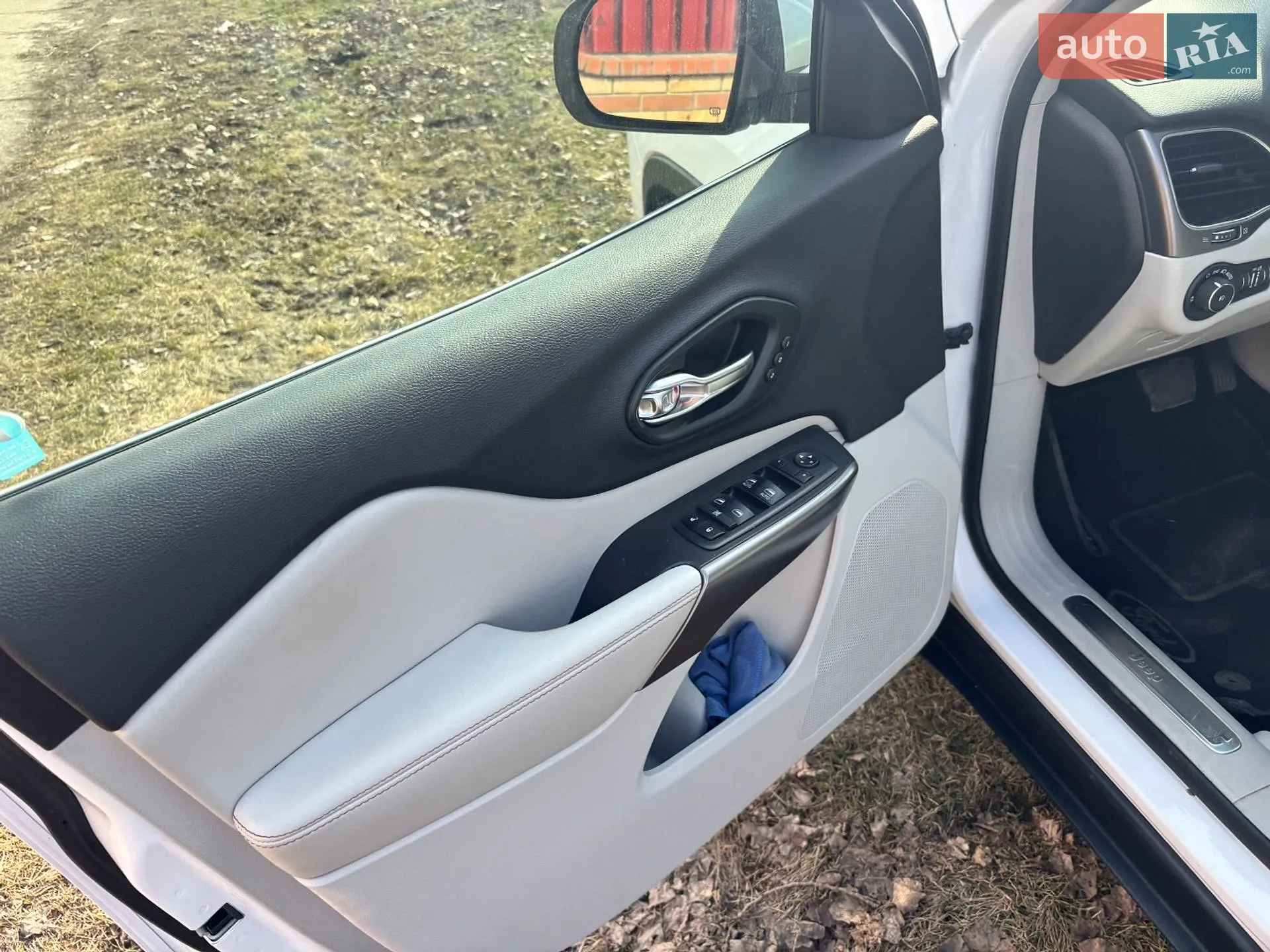 2018 Jeep Cherokee - мініатюра 11