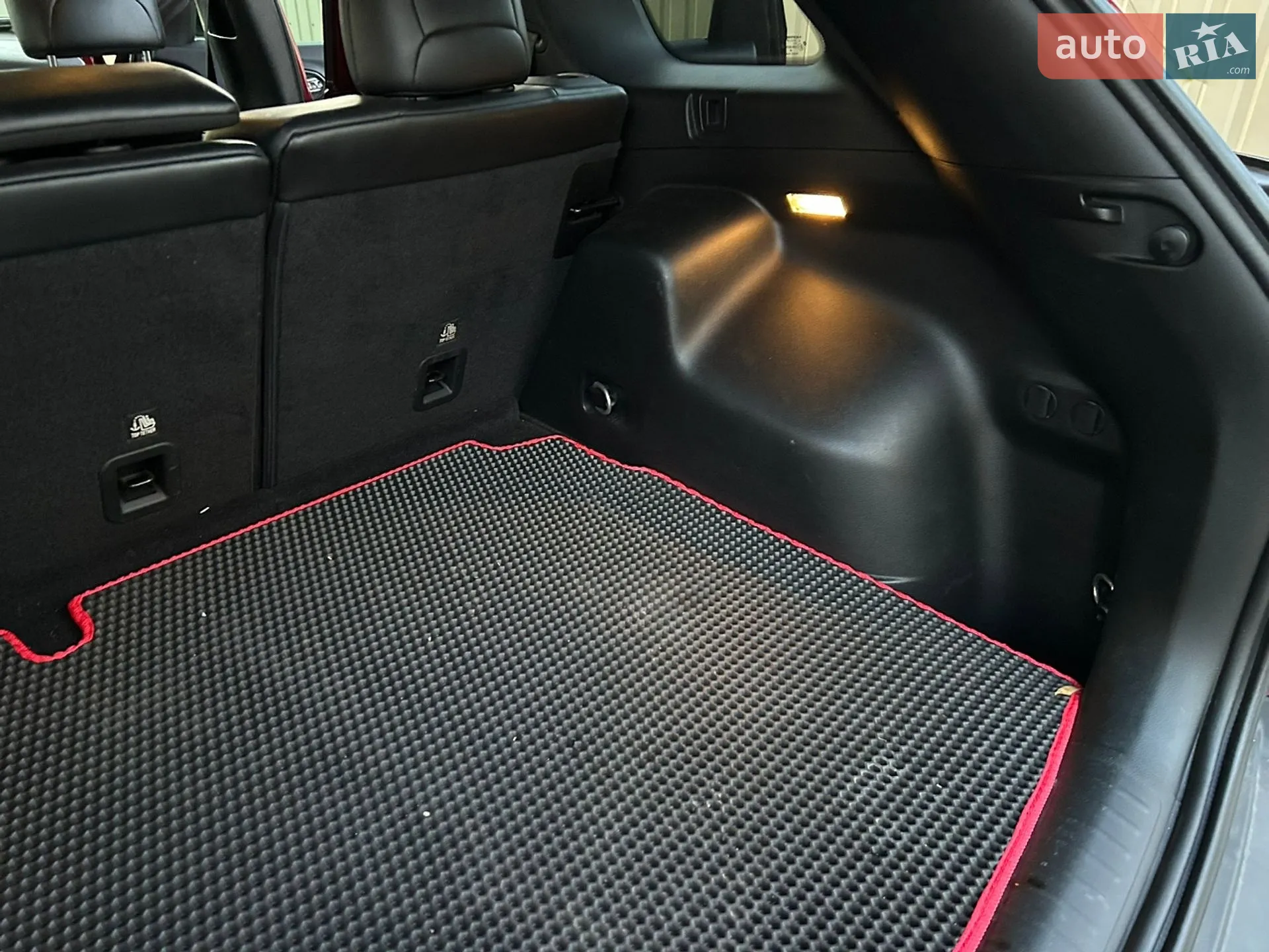 2018 Jeep Cherokee - мініатюра 13