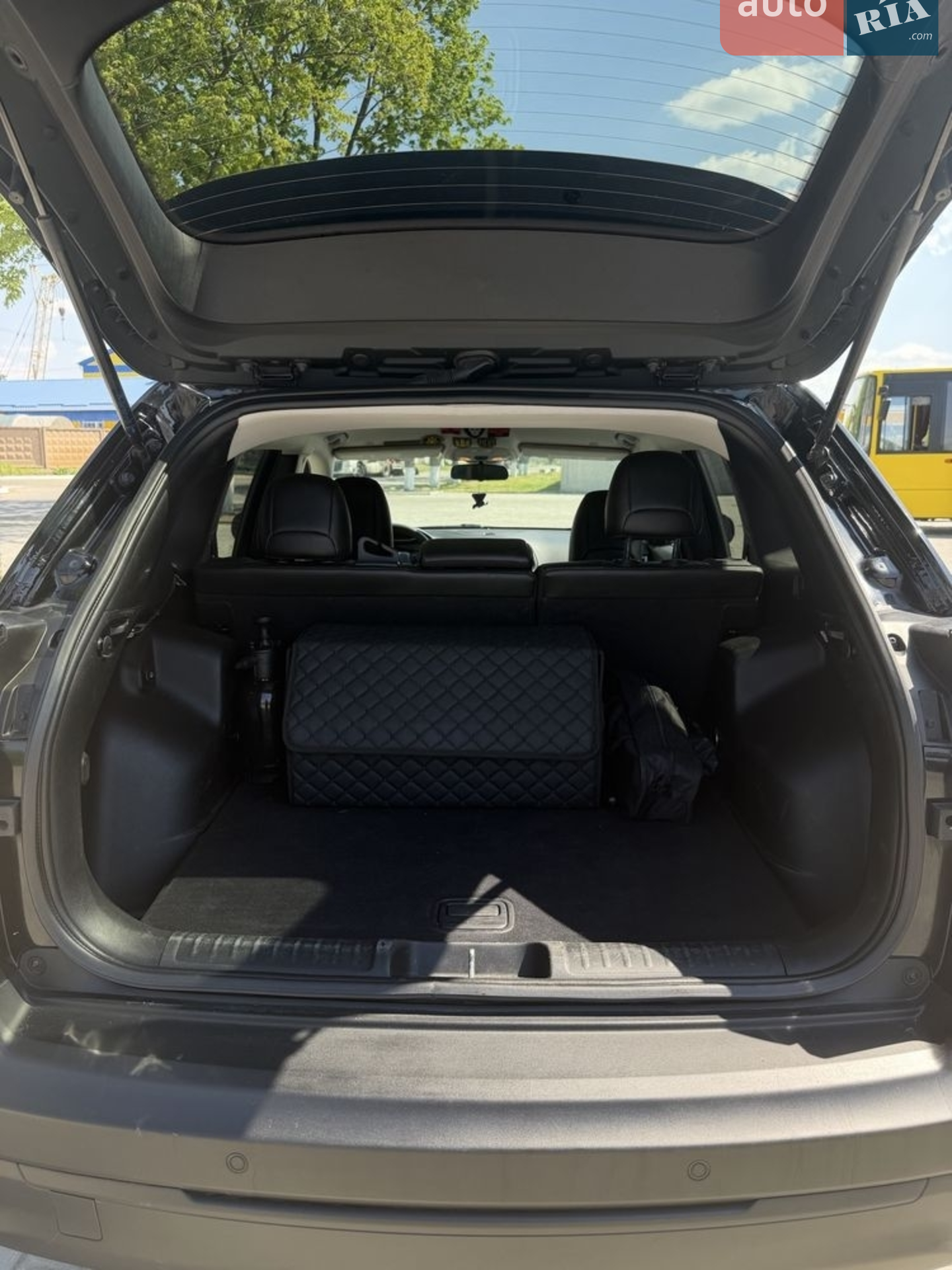 2020 Jeep Cherokee - мініатюра 9