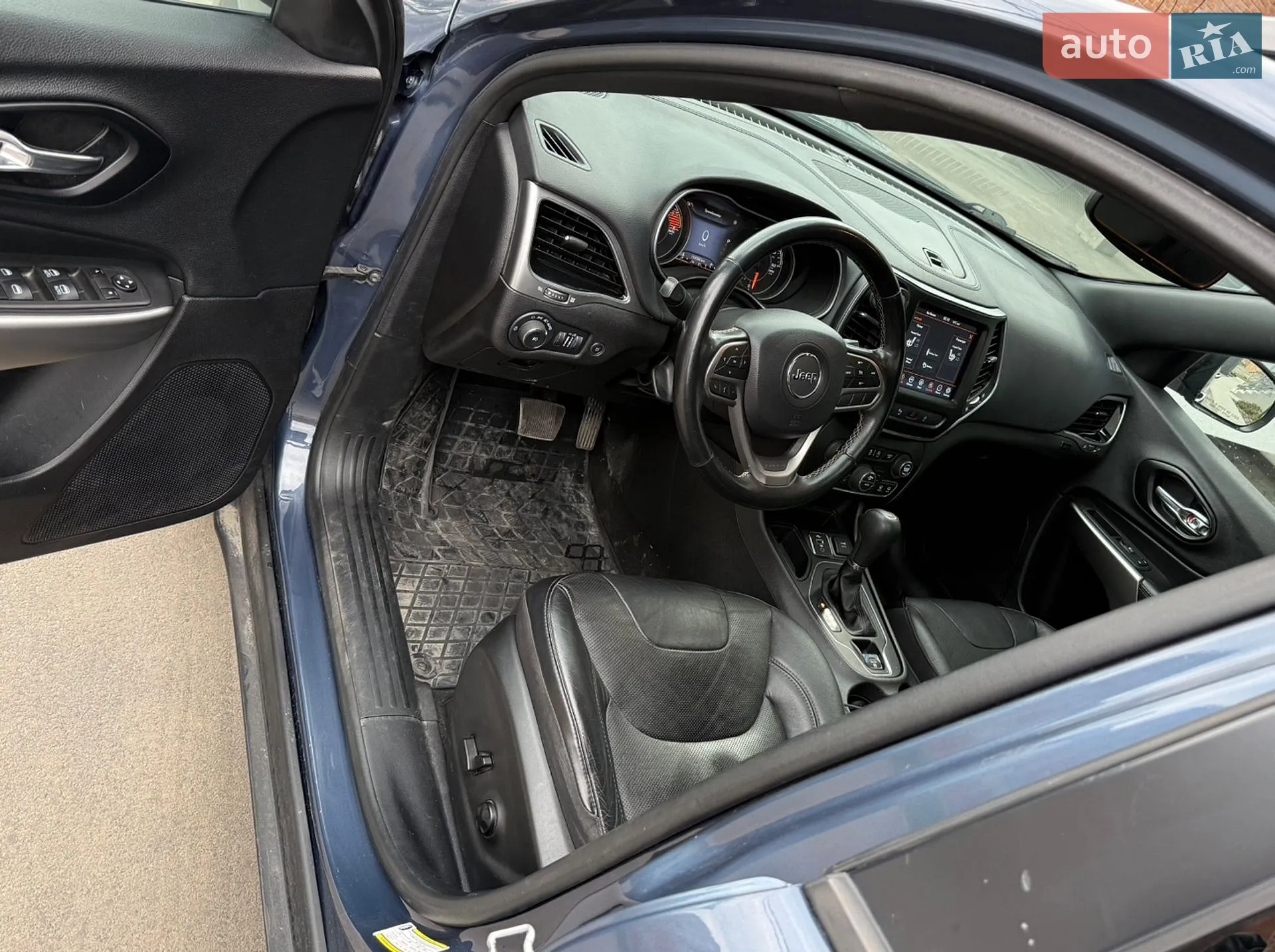 2021 Jeep Cherokee - мініатюра 32