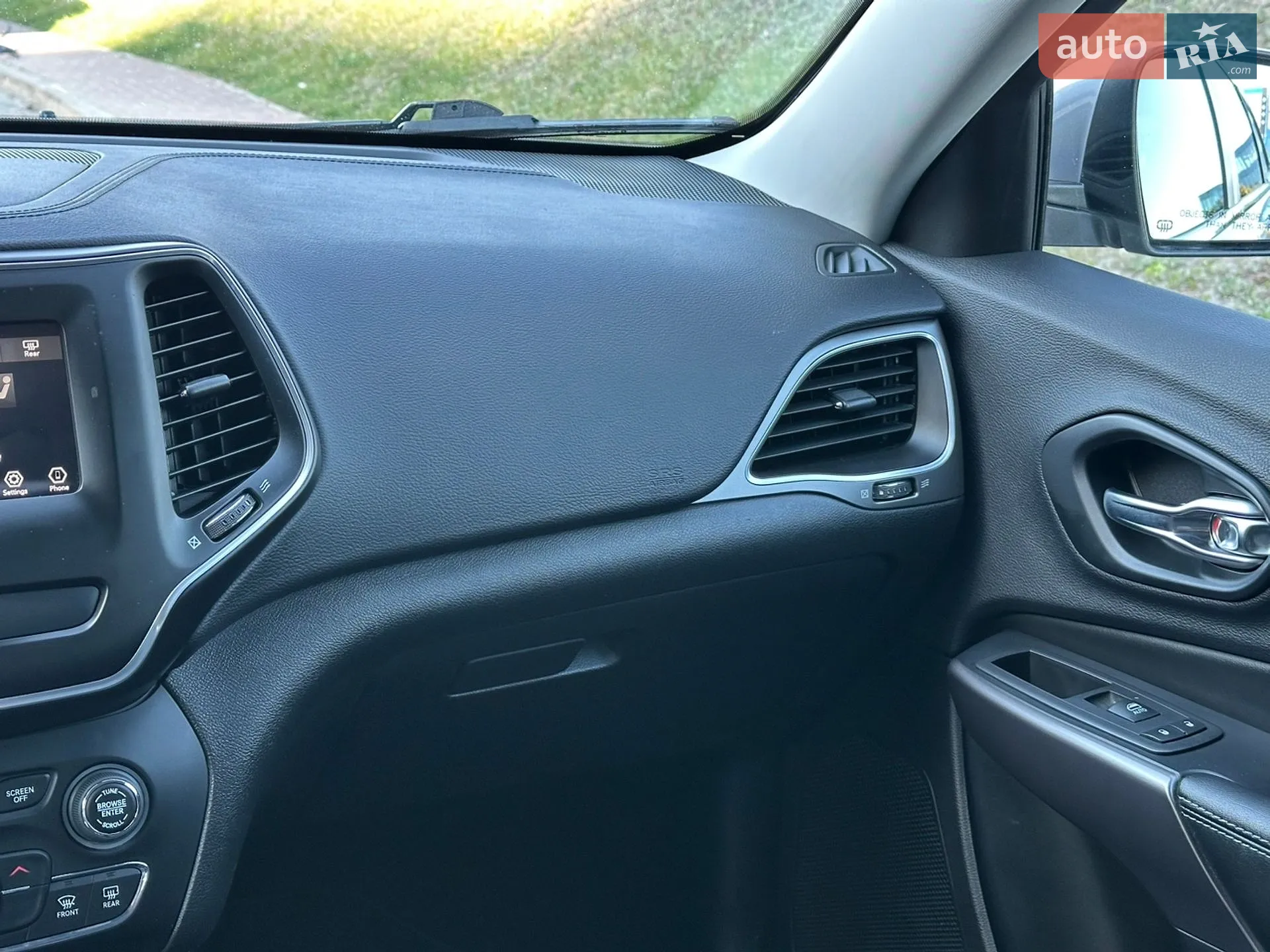 2019 Jeep Cherokee - мініатюра 33