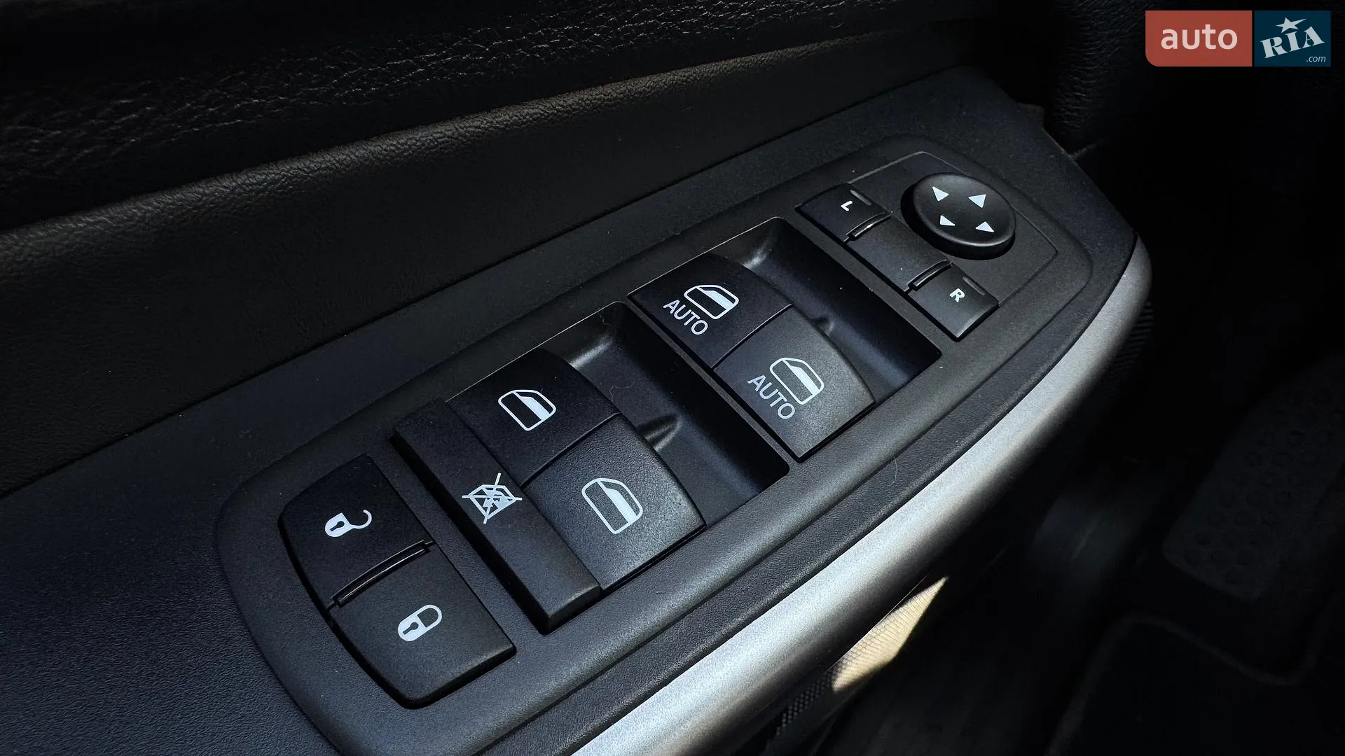2021 Jeep Cherokee - мініатюра 25