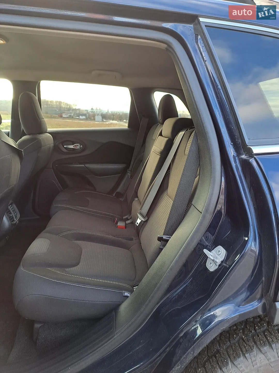 2015 Jeep Cherokee - мініатюра 9