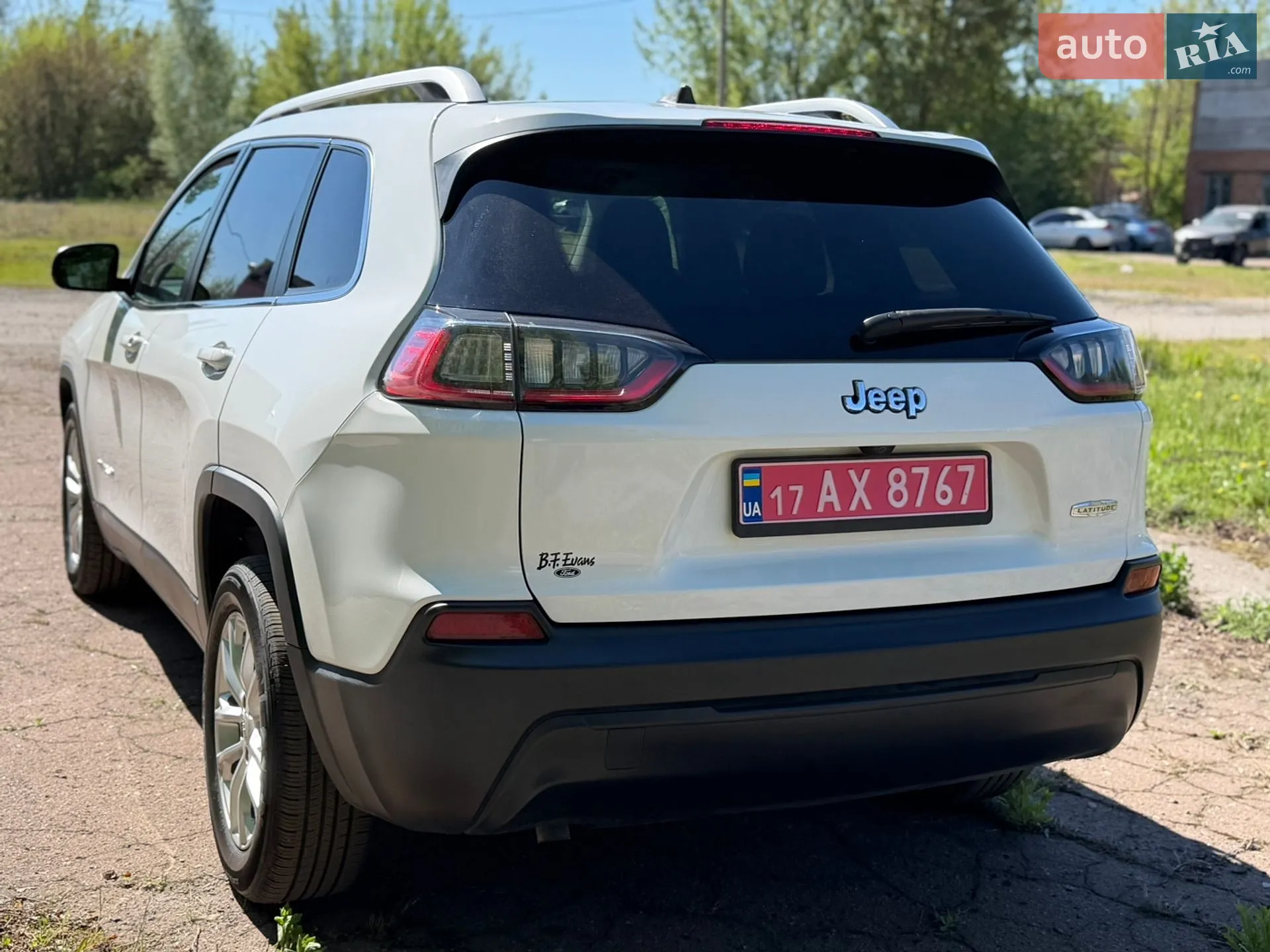 2019 Jeep Cherokee - мініатюра 57