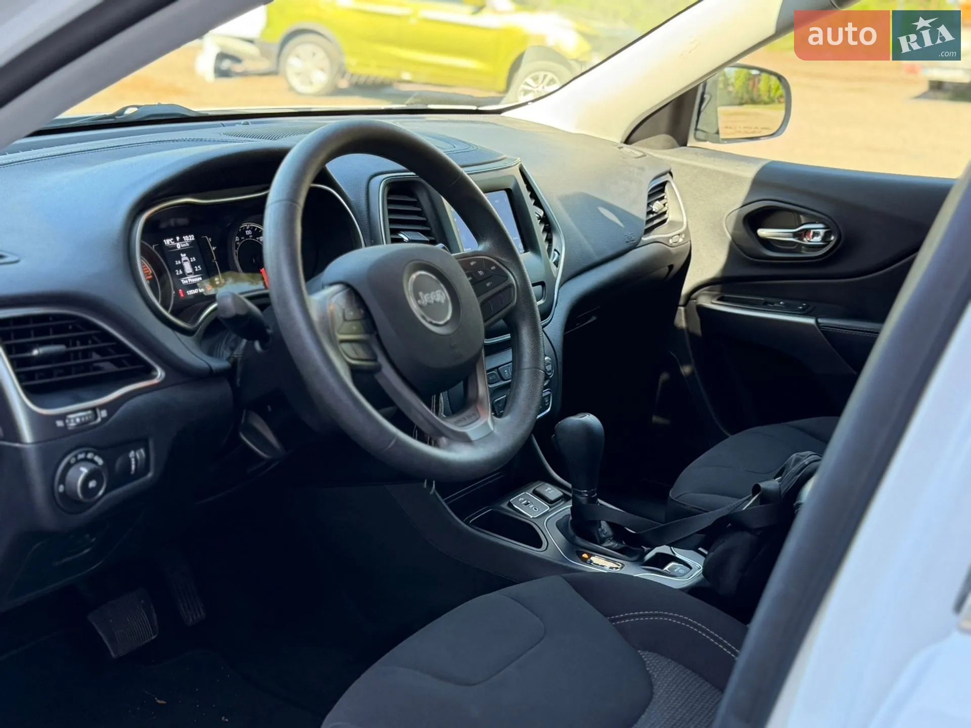 2019 Jeep Cherokee - мініатюра 63