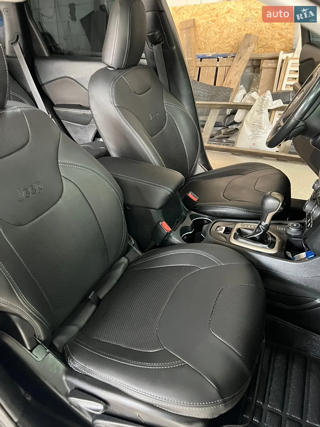 2016 Jeep Cherokee - мініатюра 10