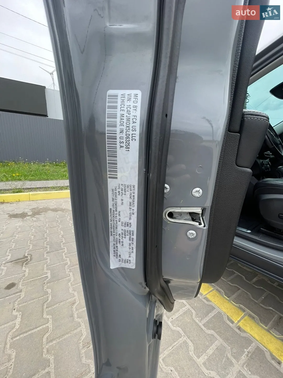 2020 Jeep Cherokee - мініатюра 11