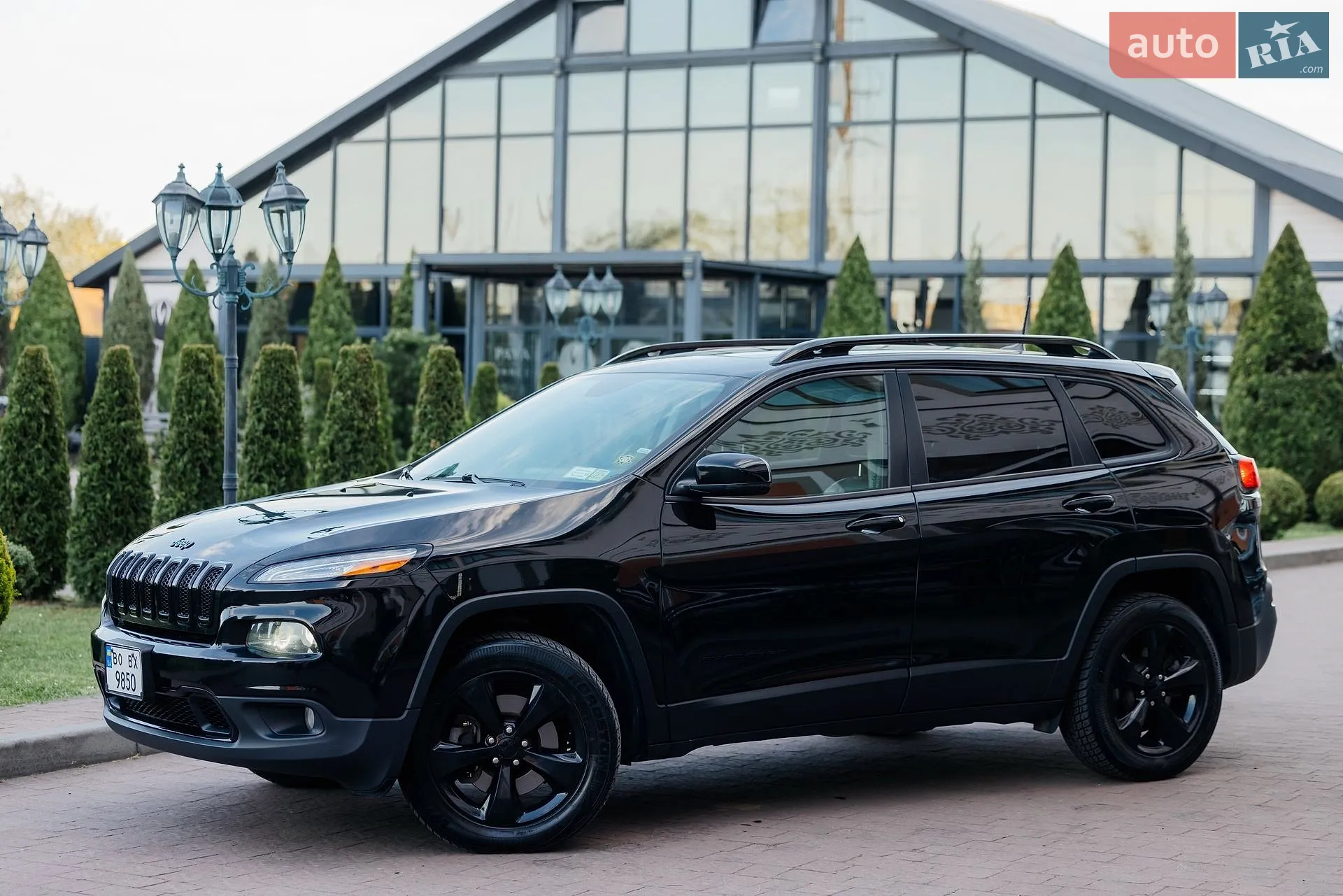 2016 Jeep Cherokee - мініатюра 2