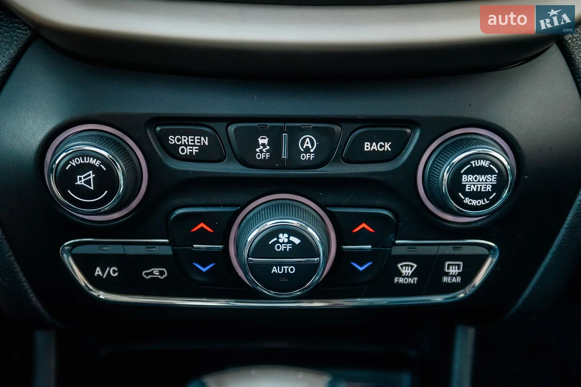 2016 Jeep Cherokee - мініатюра 68