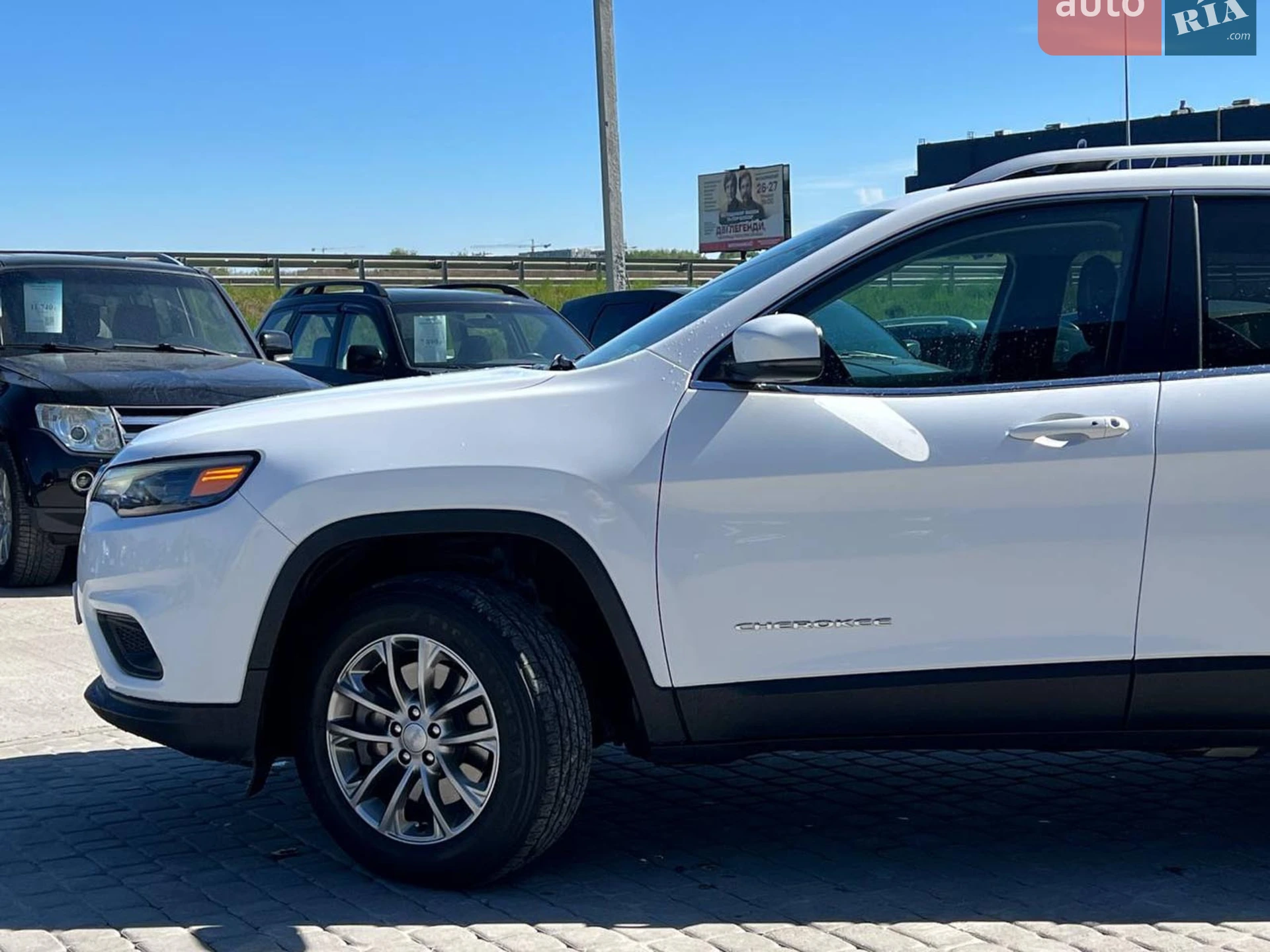 2019 Jeep Cherokee - мініатюра 4