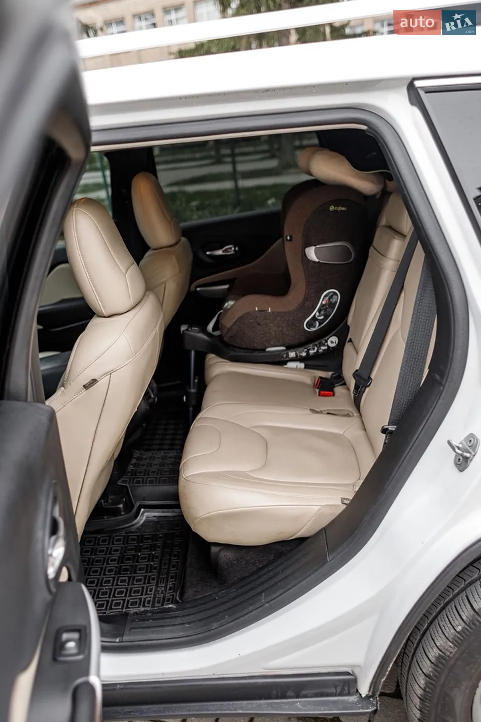2017 Jeep Cherokee - мініатюра 18